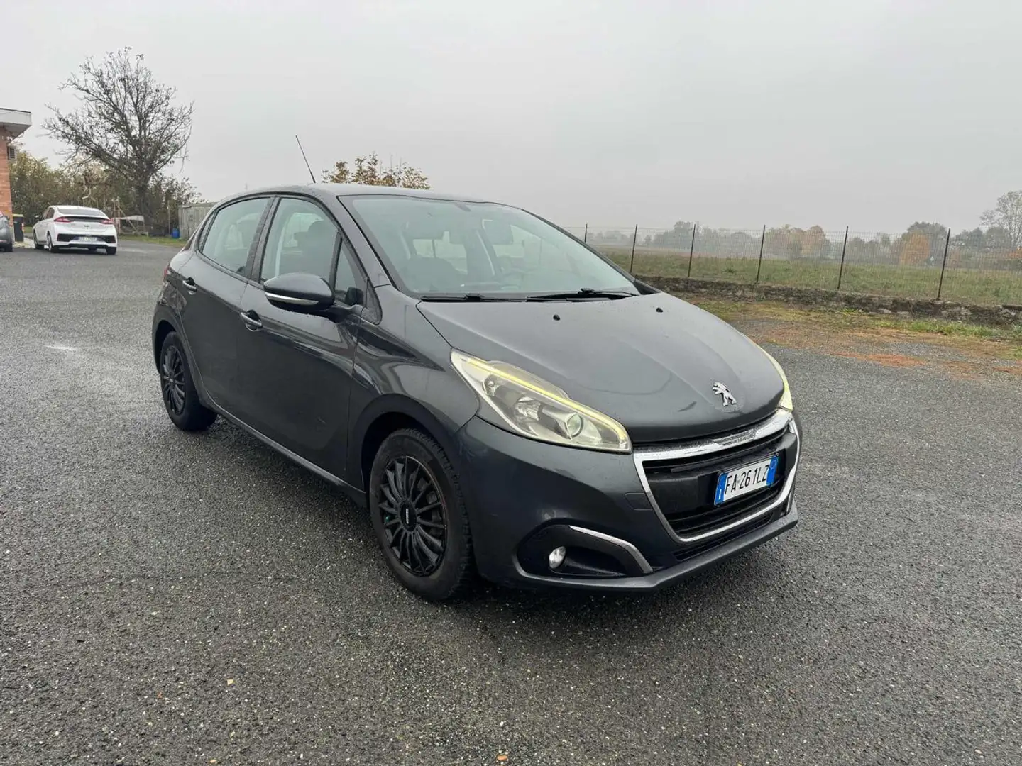 Peugeot 208 1.4 8V HDi 68CV 5p. Allure Grigio - 2
