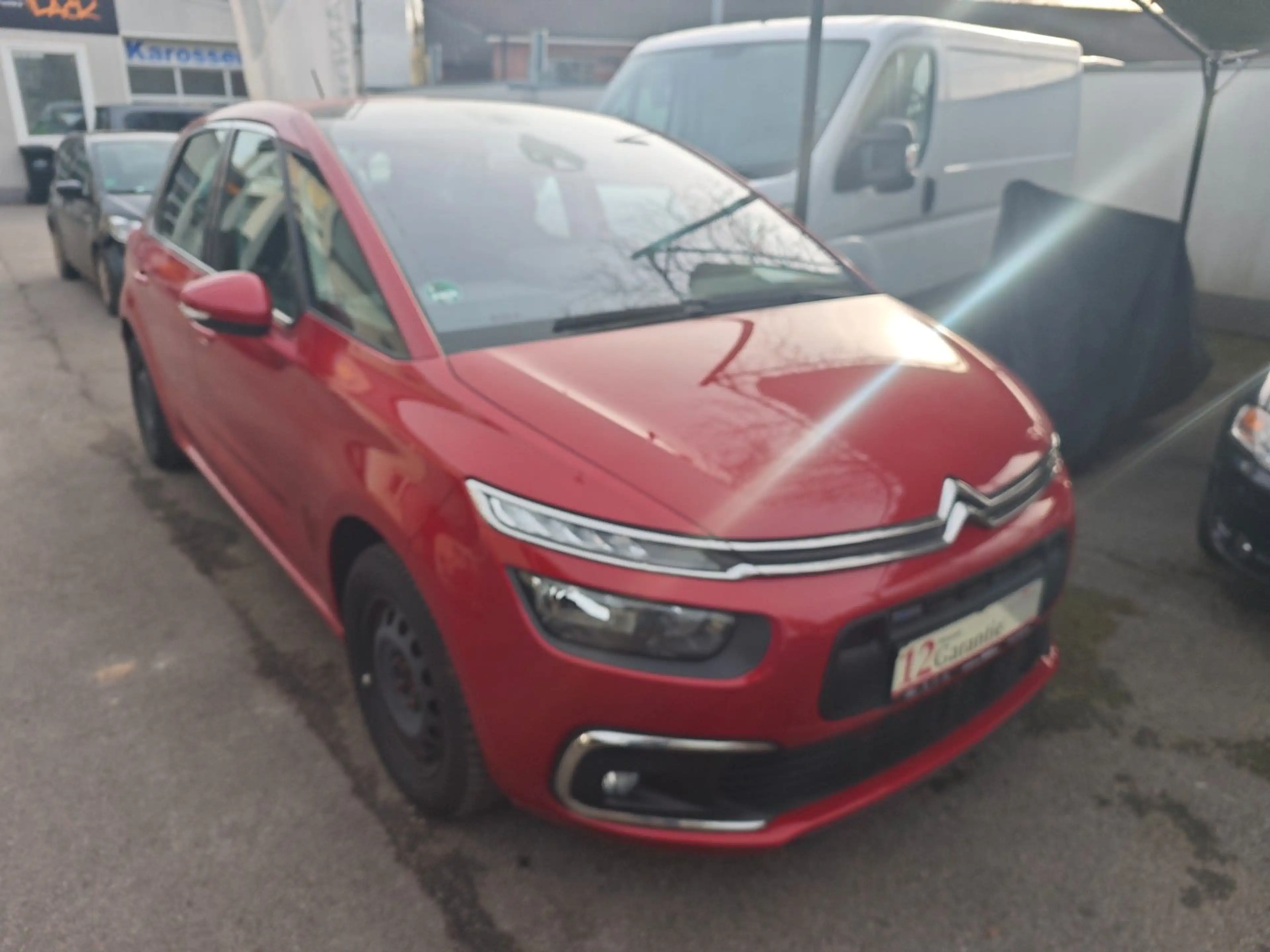Citroen C4 Picasso — photo 12