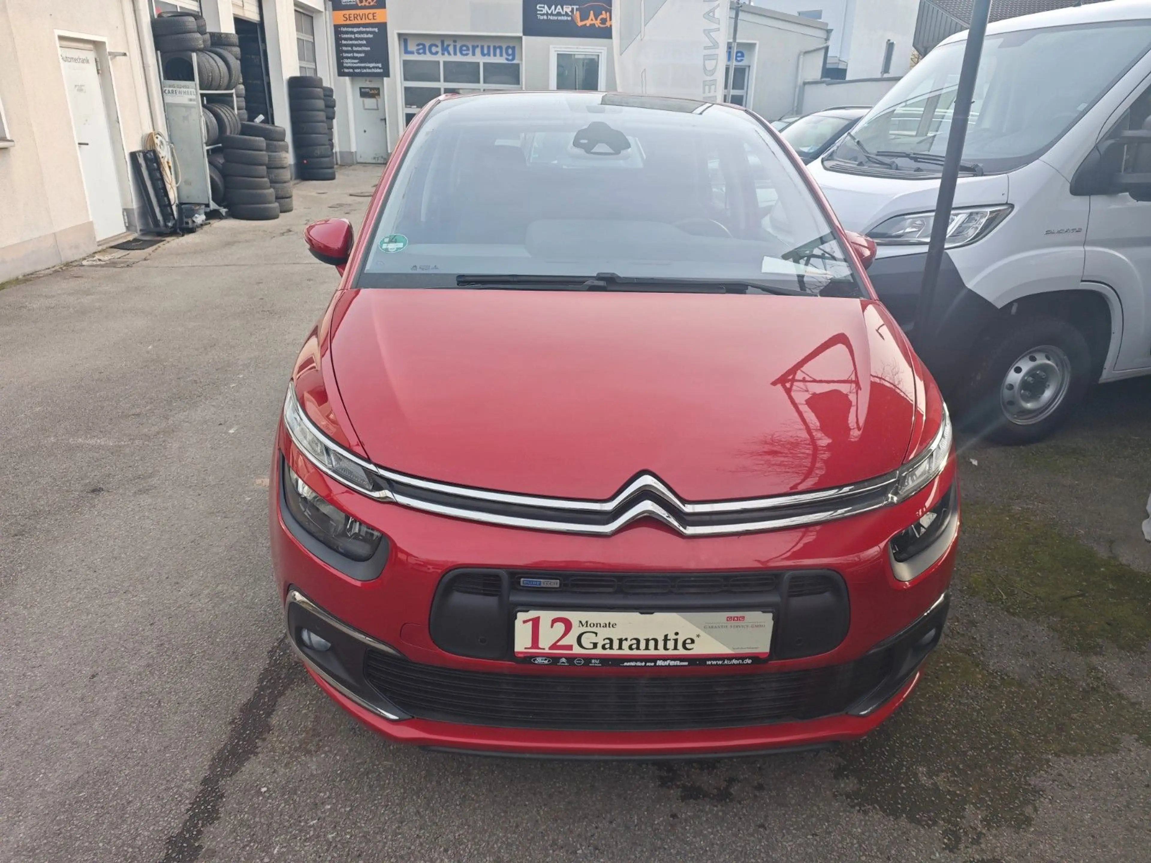 Citroen C4 Picasso — photo 11