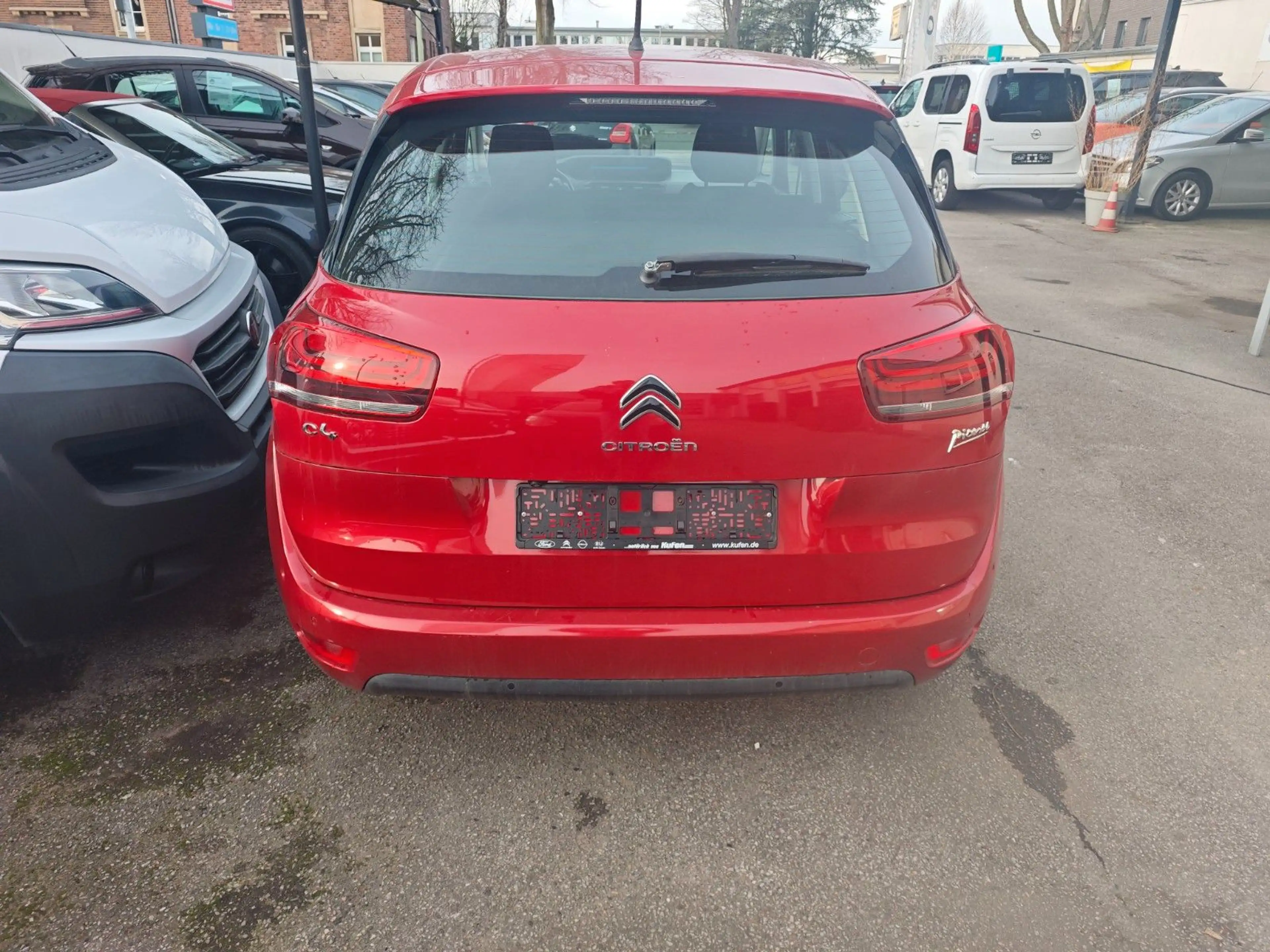 Citroen C4 Picasso — photo 14
