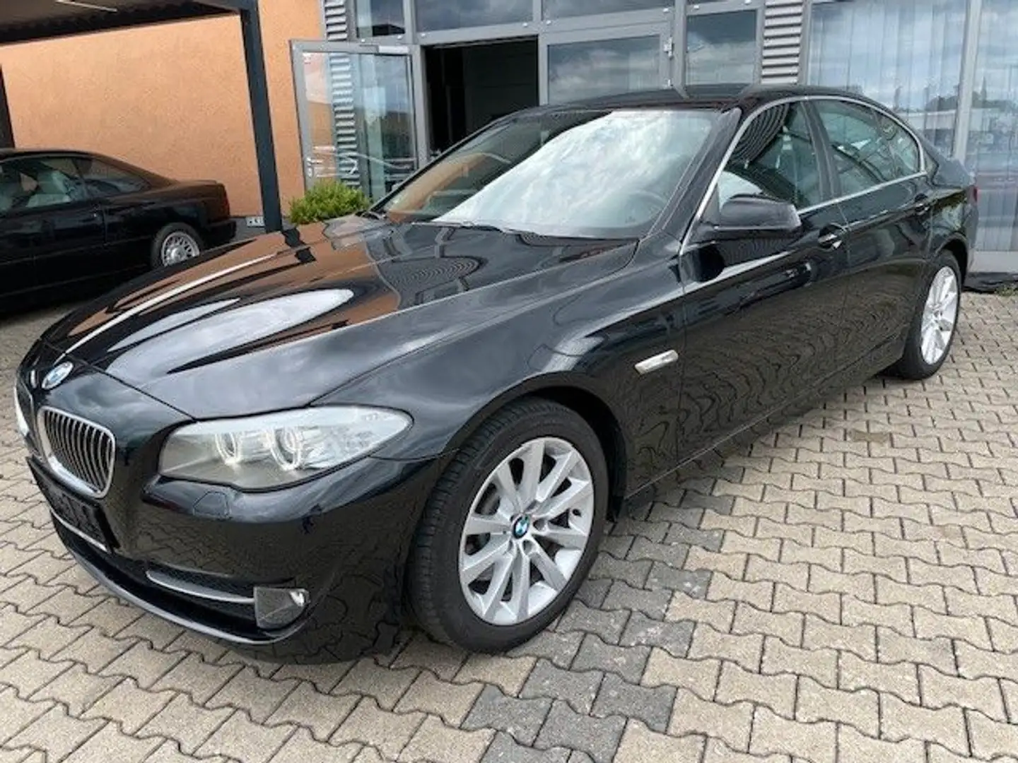 BMW 525 D Fekete - 2