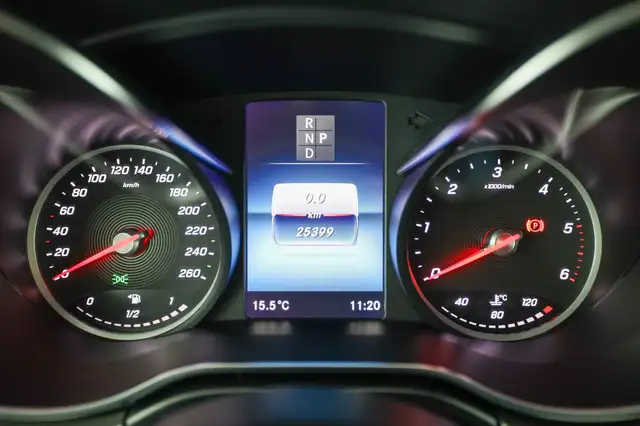 Mercedes-Benz V 300 V300 d 4MATIC EXCLUSIVE Lang Aut.6-Sitzer Airm Ansicht 16