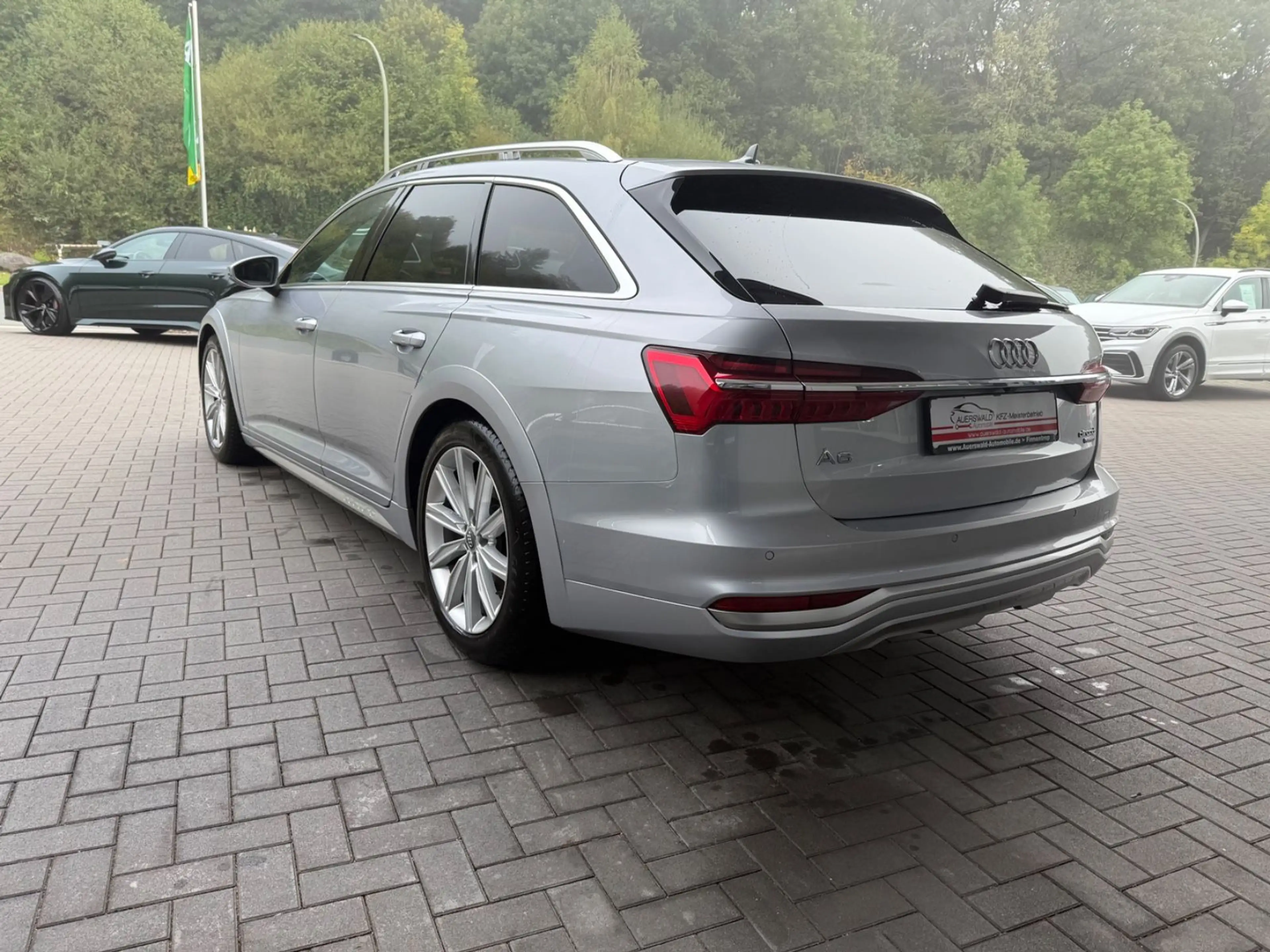 Audi A6 allroad quattro 50 TDI S line *AHK *ACC *LED — photo 7