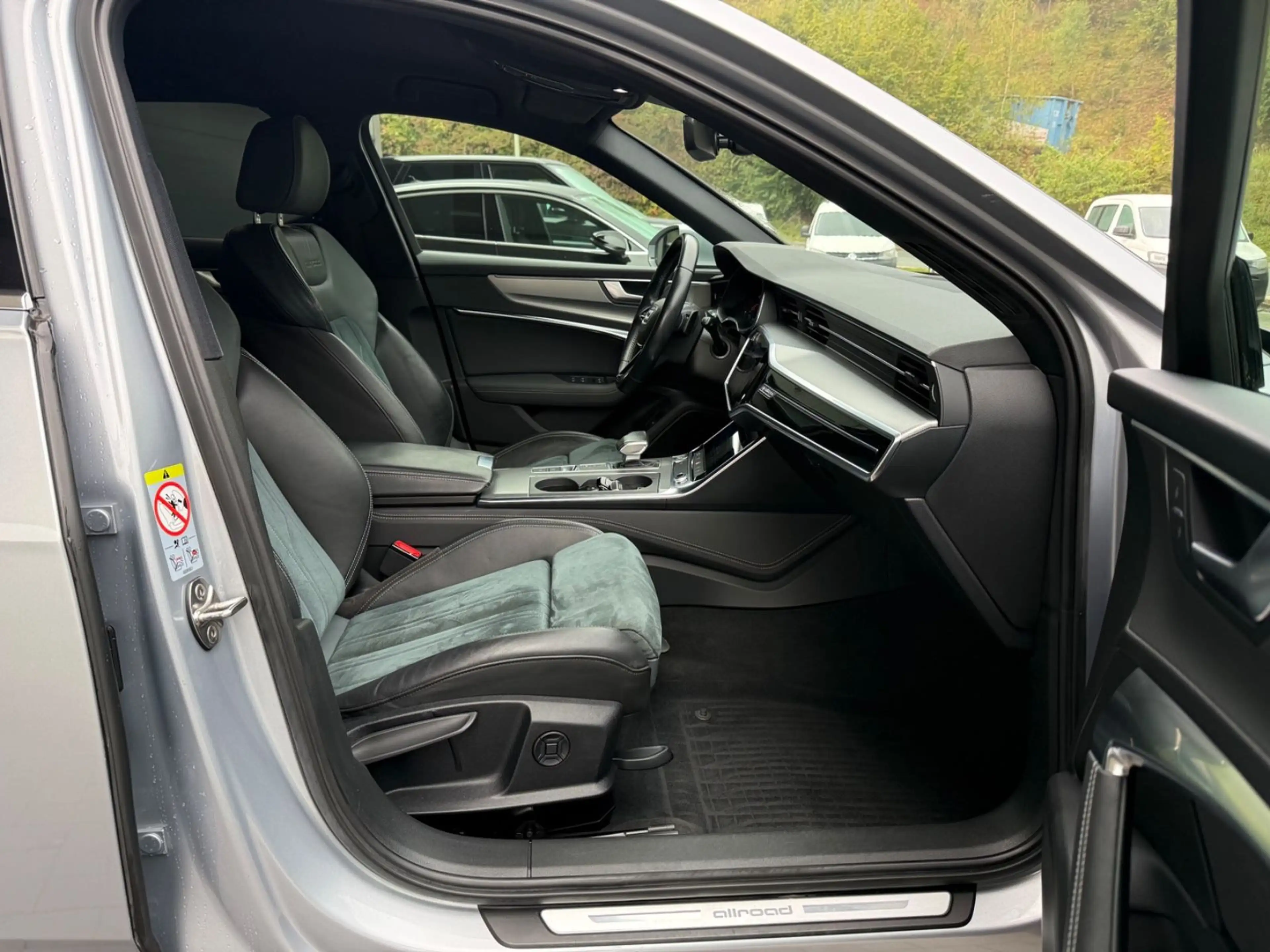 Audi A6 allroad quattro 50 TDI S line *AHK *ACC *LED — photo 12