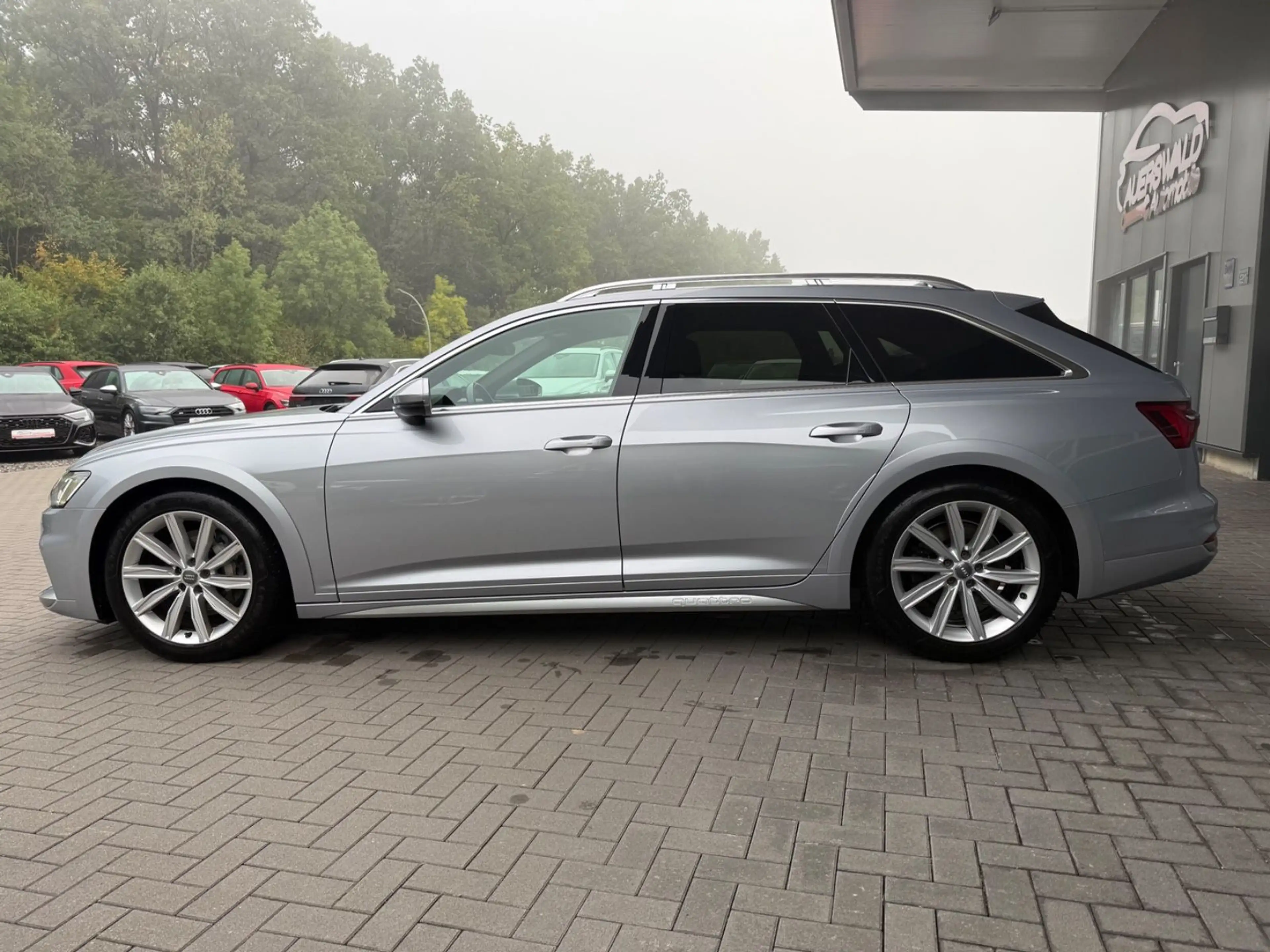 Audi A6 allroad quattro 50 TDI S line *AHK *ACC *LED — photo 8