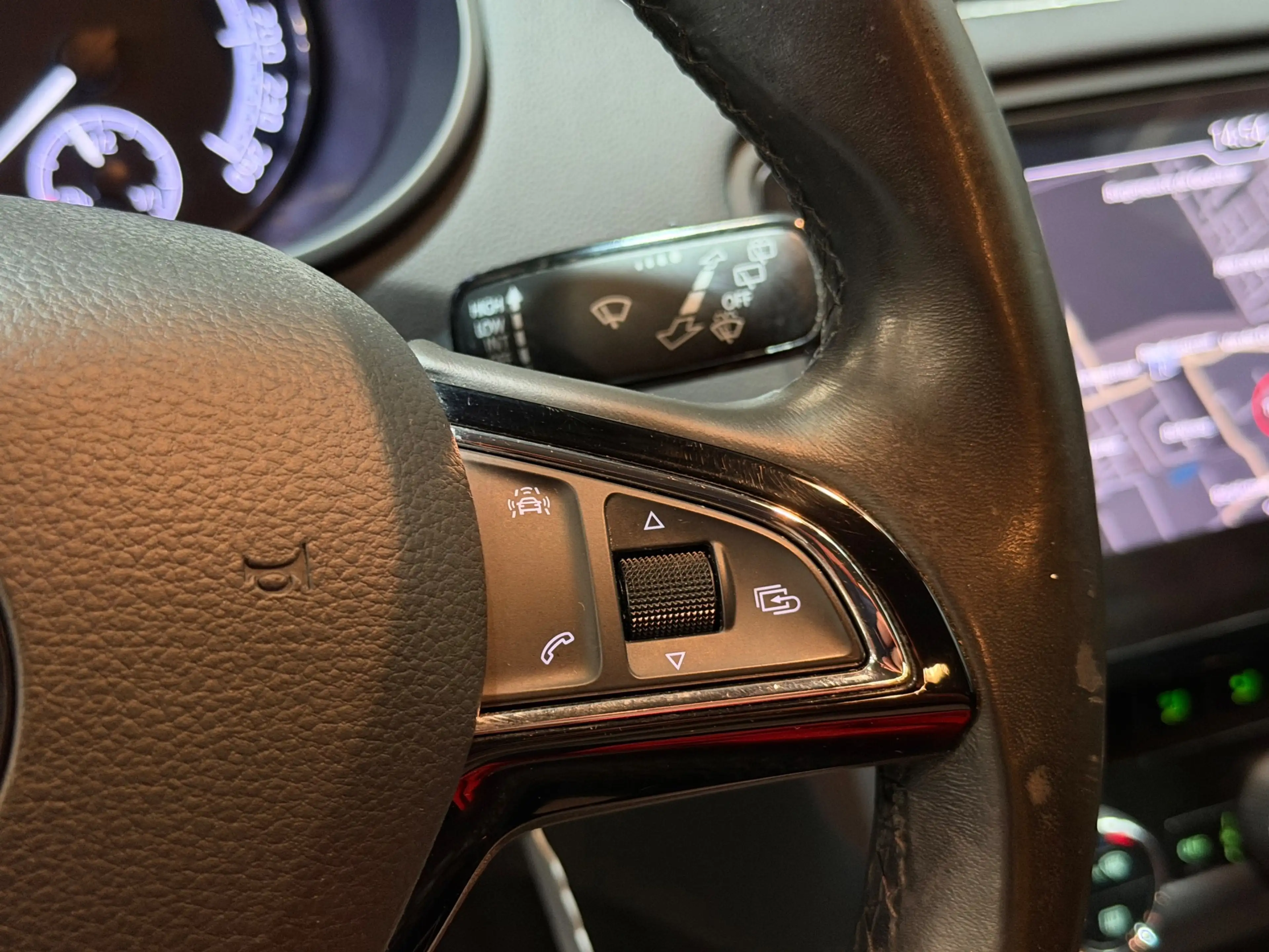 Skoda Octavia Combi 1.0 TSI Greentech Ambition Business AIRCO/NA — photo 22