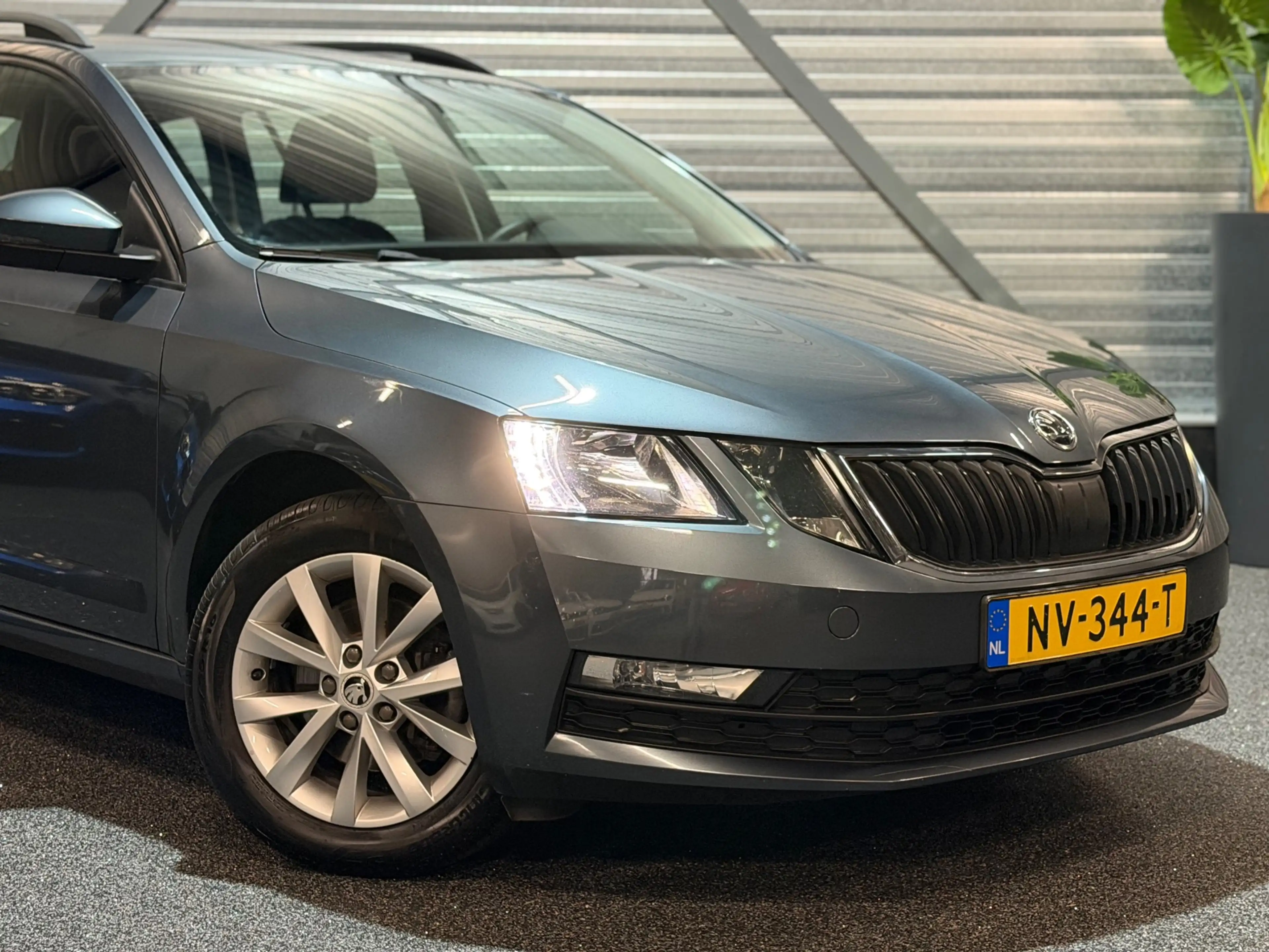 Skoda Octavia Combi 1.0 TSI Greentech Ambition Business AIRCO/NA — photo 15