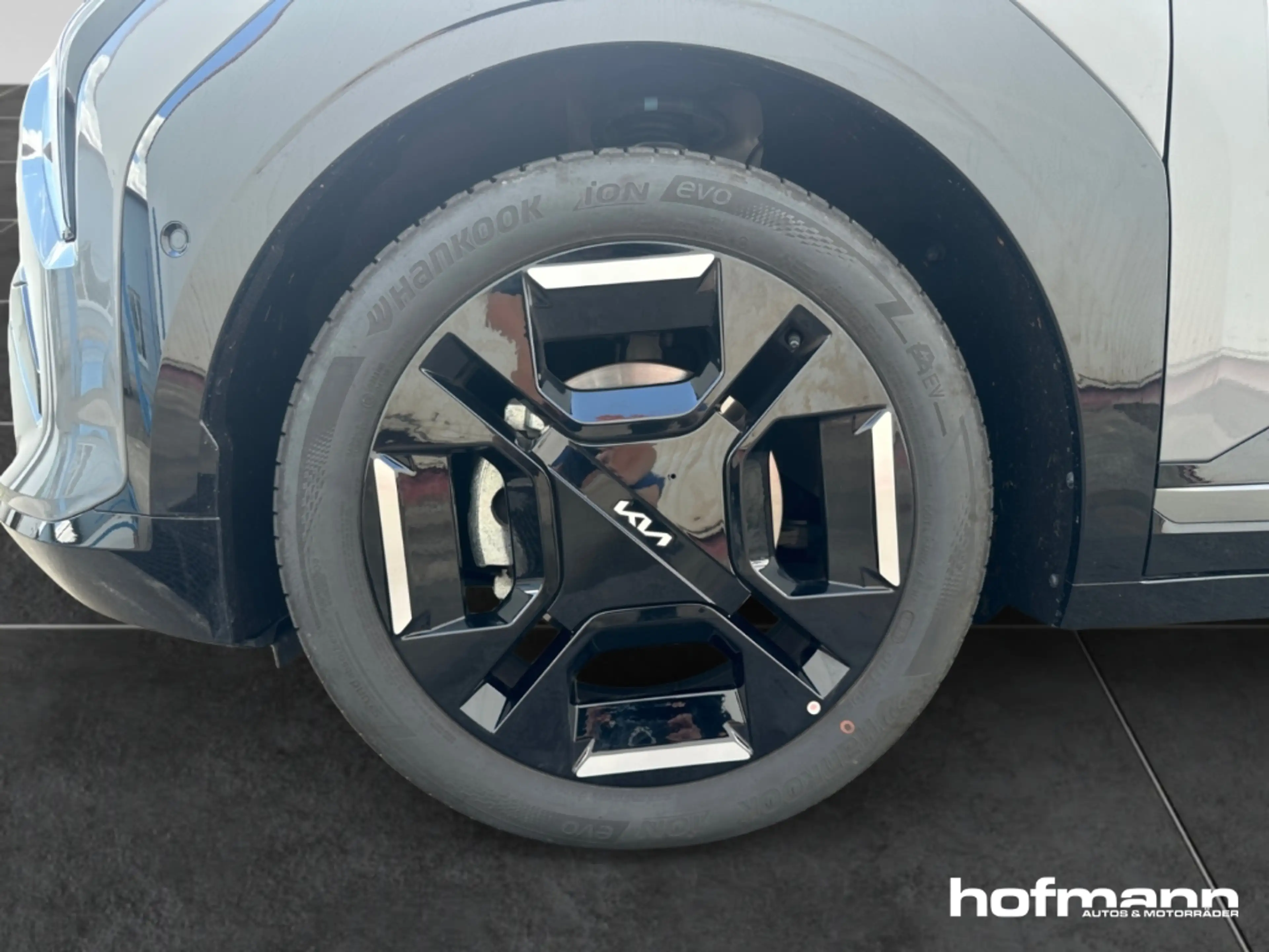 Kia EV3 GT-line 81 HUD 360-Kamera Memory Navi V2X Carplay — photo 9