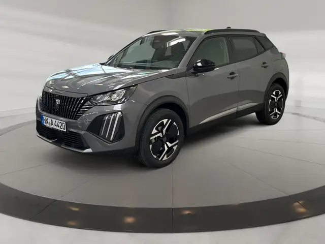 Peugeot 2008 view 2