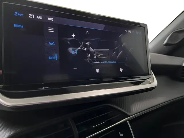Peugeot 2008 view 15