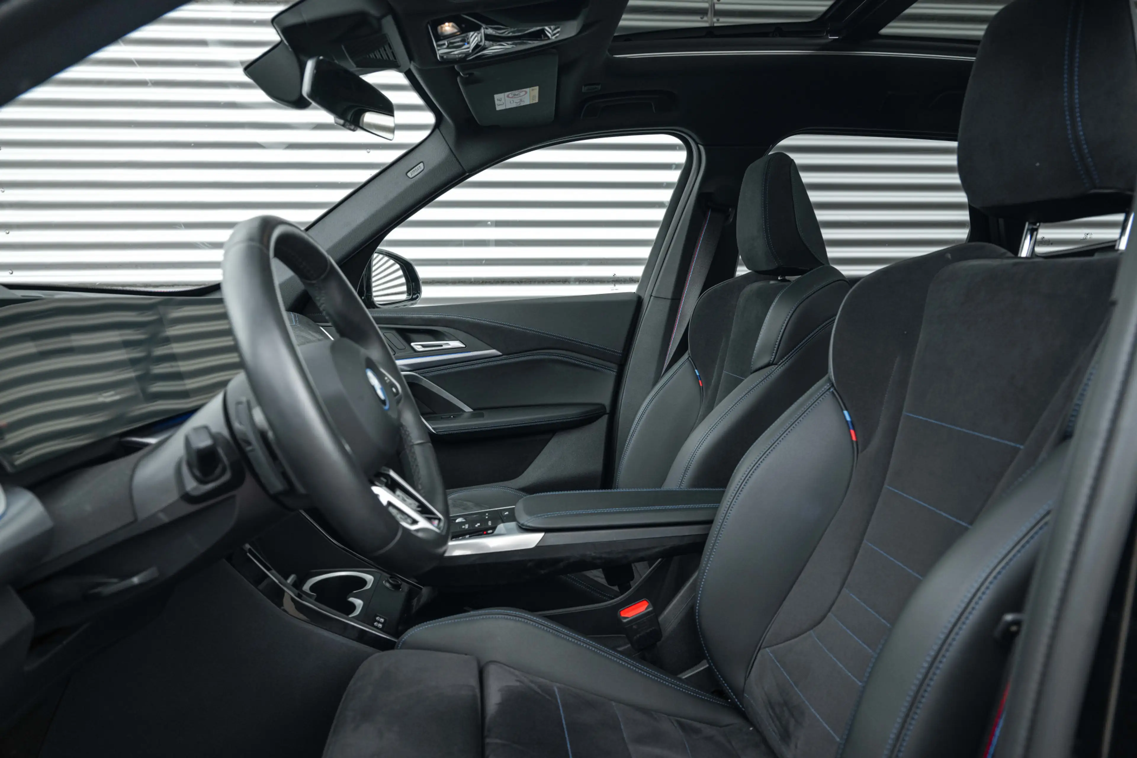 BMW X1 xDrive30e M Sport Automaat / Trekhaak / Panoramada — photo 4