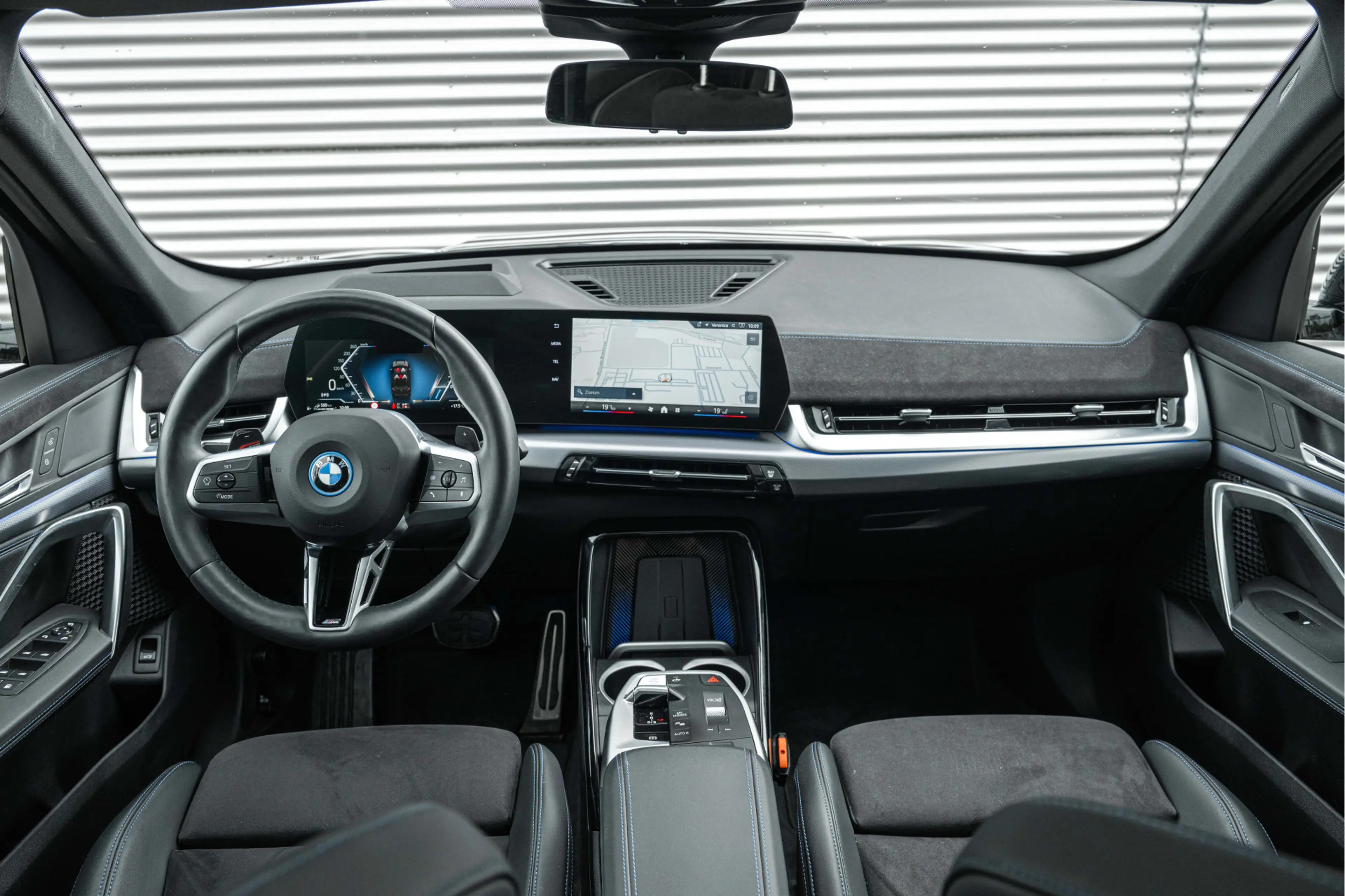 BMW X1 xDrive30e M Sport Automaat / Trekhaak / Panoramada — photo 5