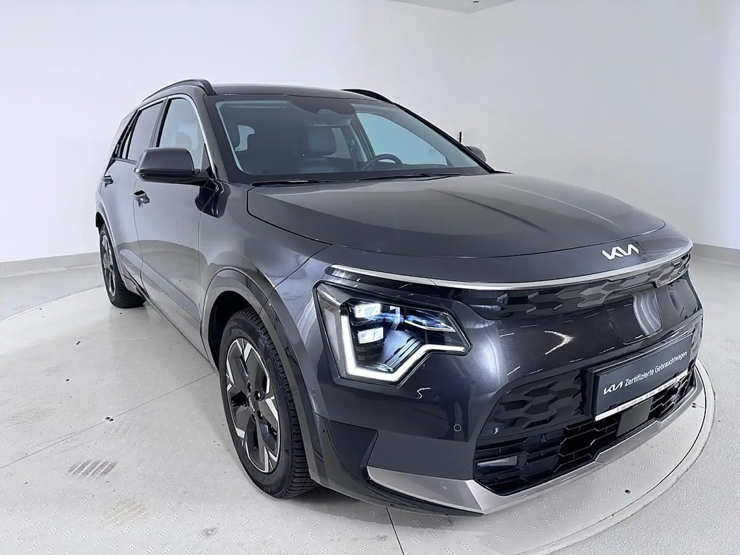 Kia e-Niro Niro EV Long Range 64kWh Platin Aut. Grau - 2