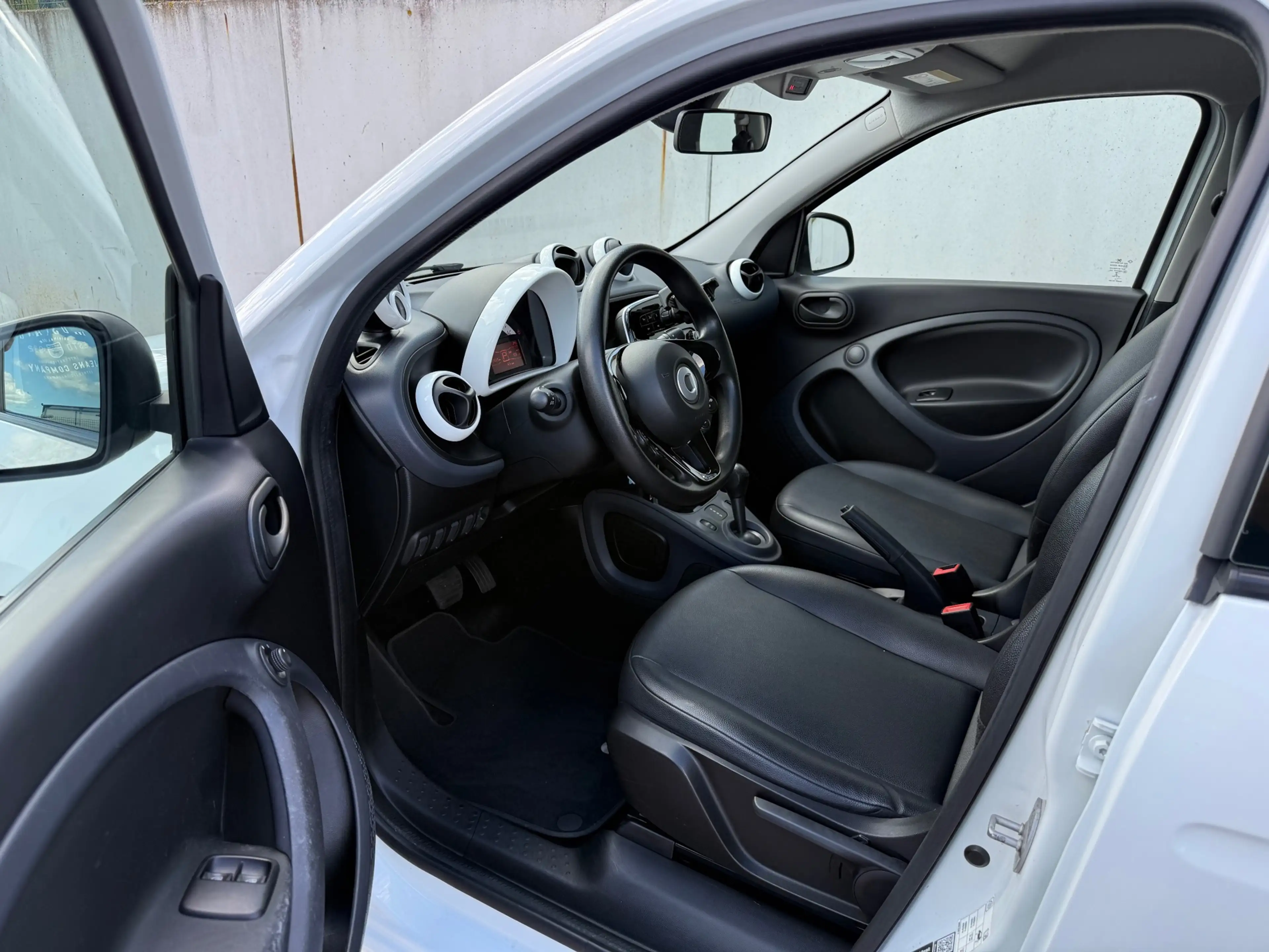 smart forFour Electric drive Business Solution 18 kWh/LEDER/1STE — photo 11
