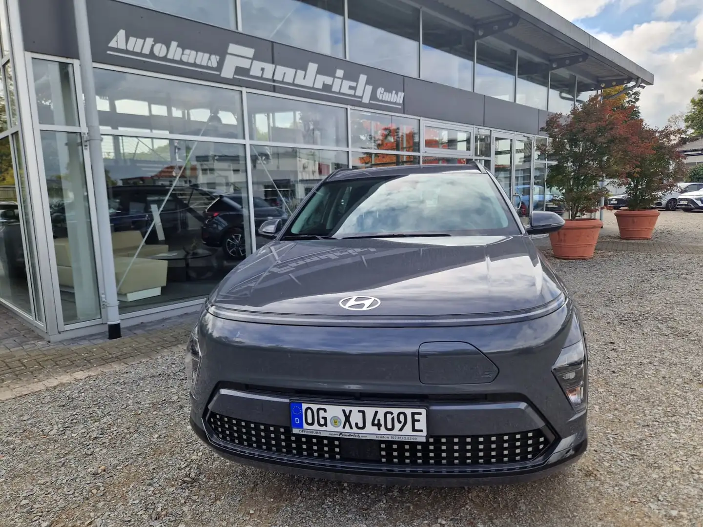 Hyundai KONA Elektro (SX2) 48,4kWh ADVANTAGE, Effizienz-Paket Gris - 2