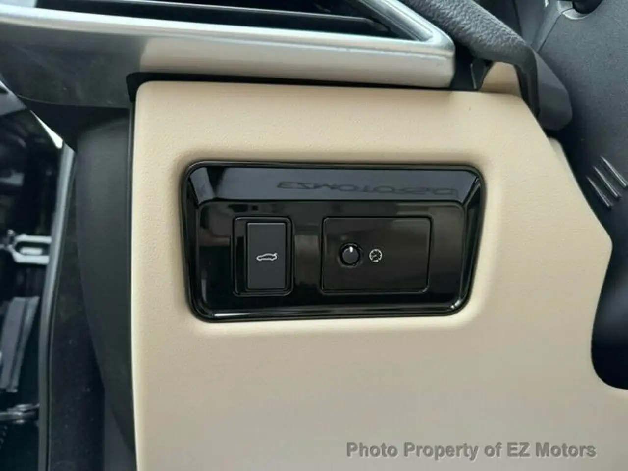 Jaguar XE снимка Jaguar XE