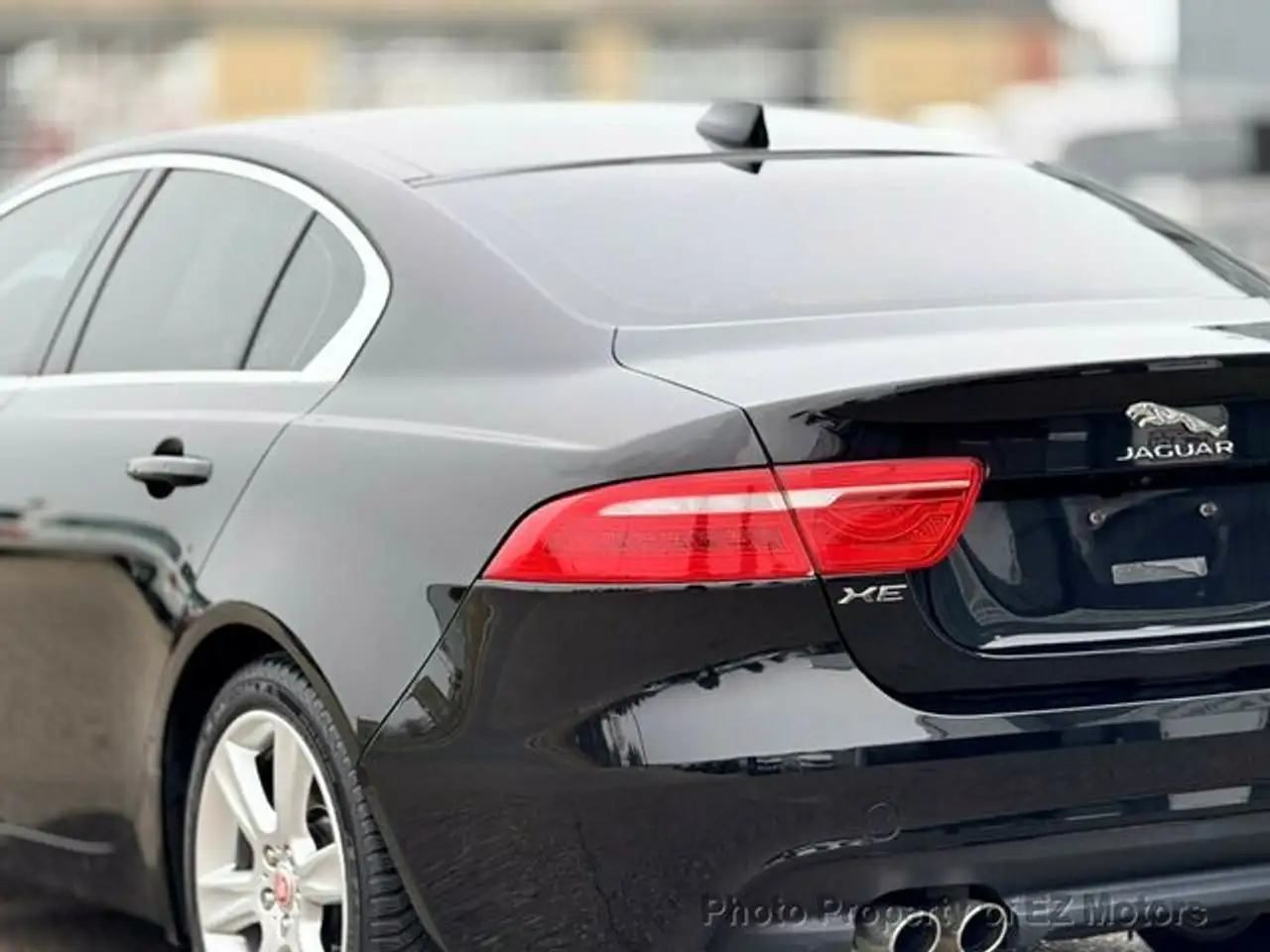 Jaguar XE снимка Jaguar XE