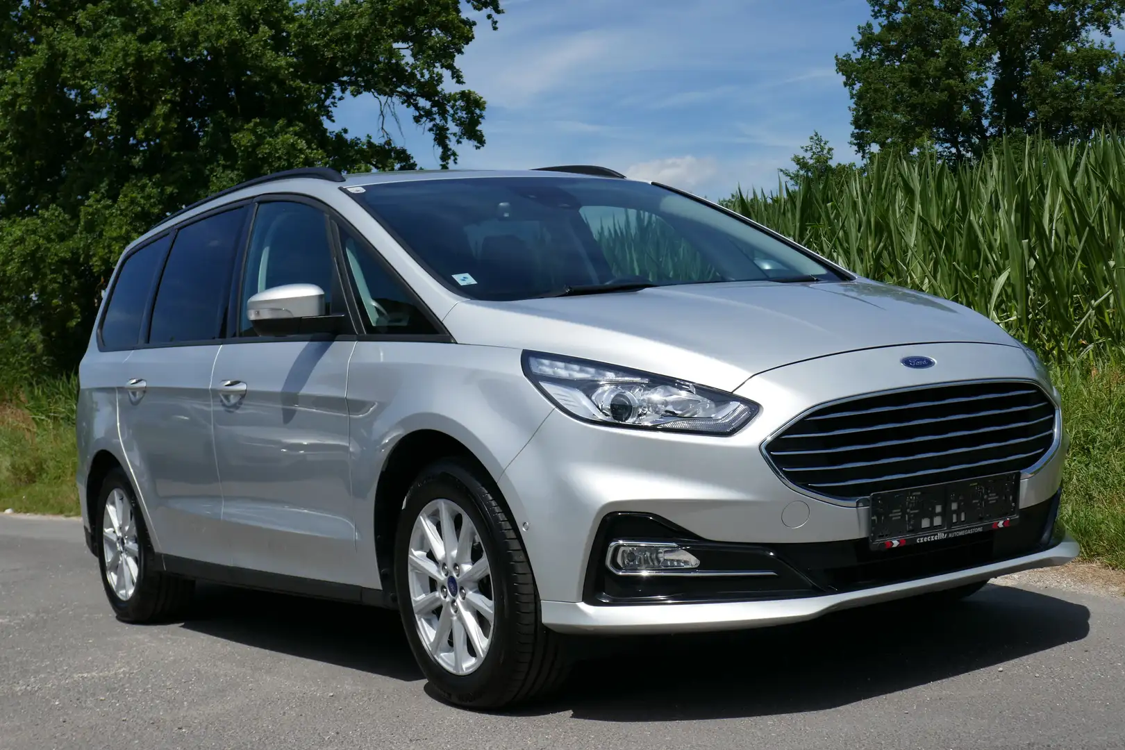 Ford Galaxy Business Hybrid Zilver - 1