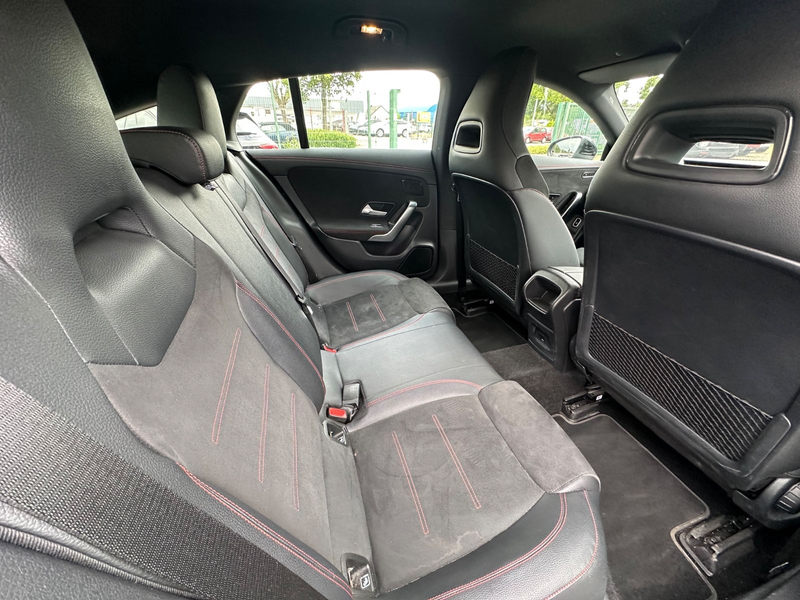 Mercedes-Benz CLA 250 CLA 250 e DCT SB AMG Line Navi LED — photo 15