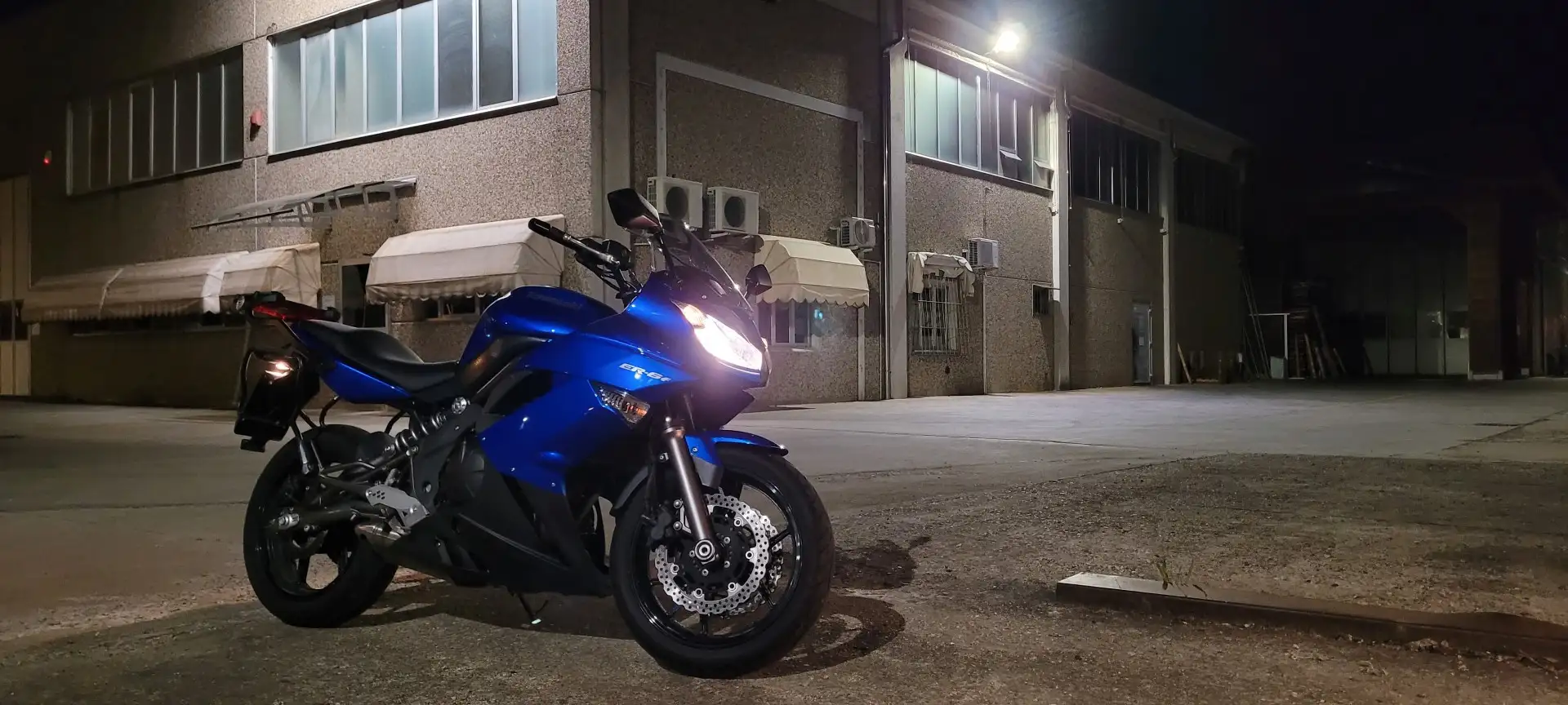 Kawasaki ER - 6 F Niebieski - 1