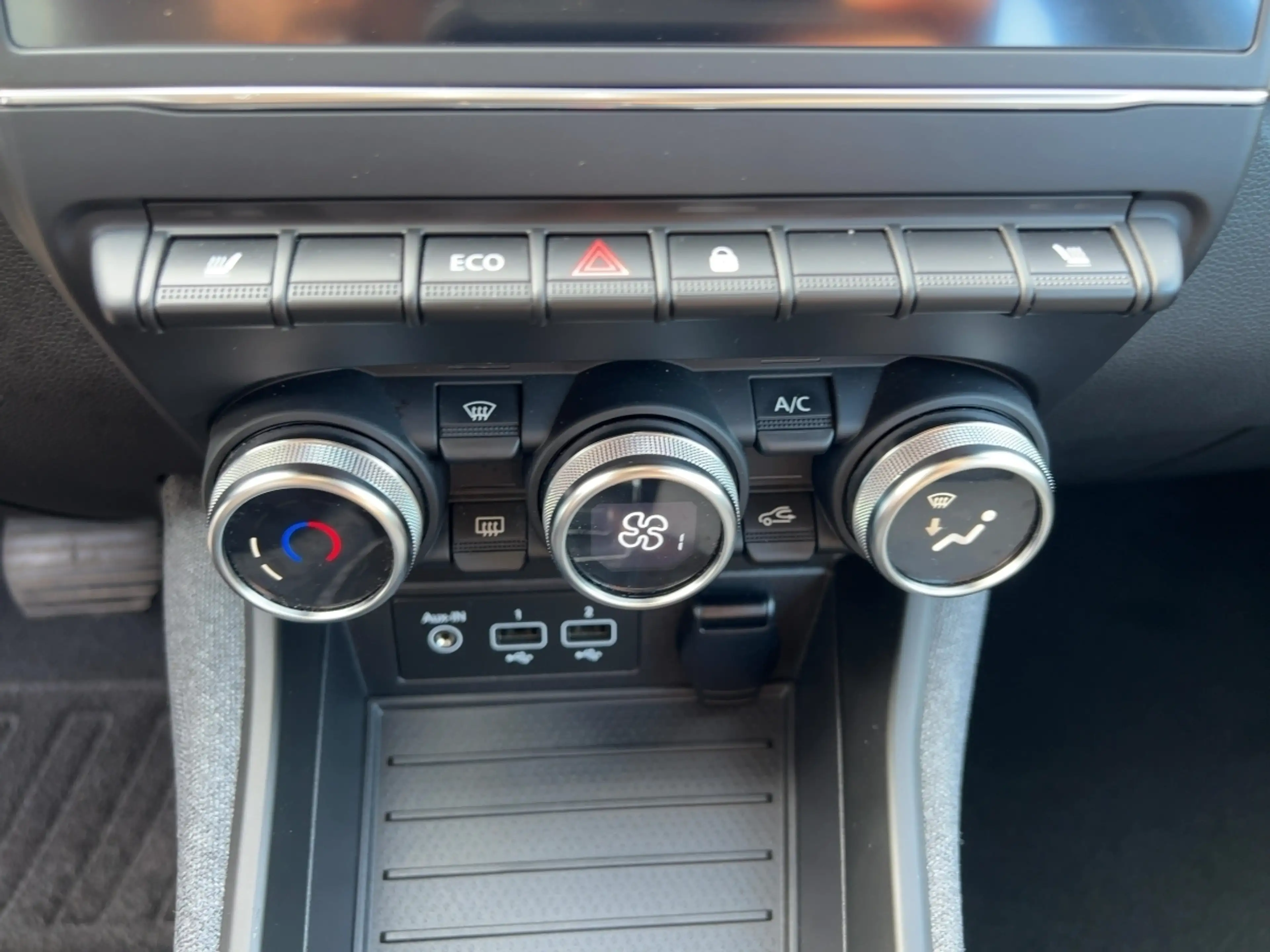 Renault ZOE R110 Z.E. 50 Experience — photo 14