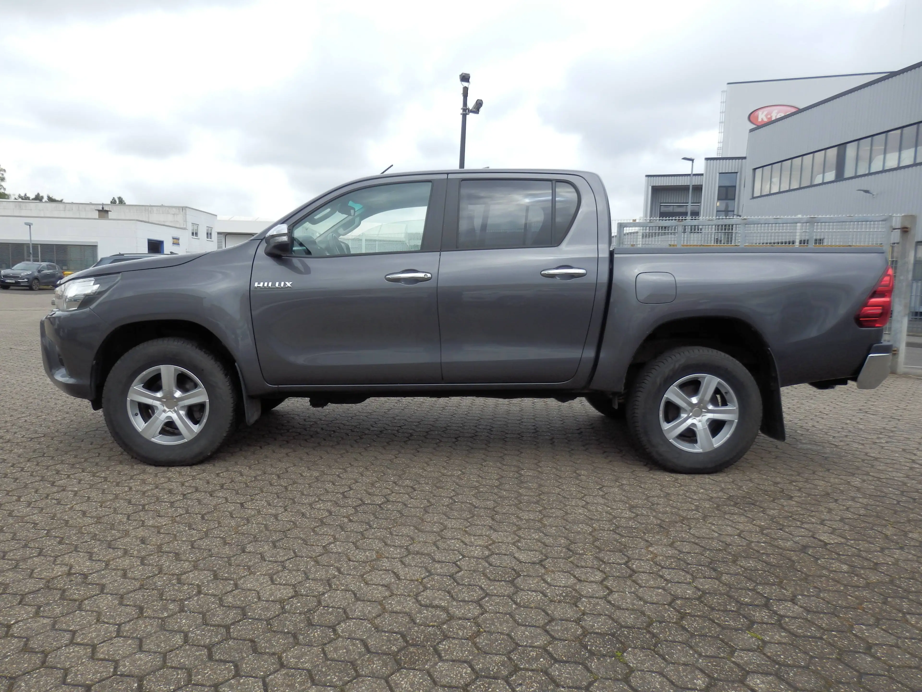 Toyota Hilux Double Cab Duty 4x4, Automatik, Cool Paket, Sitzheizung, Navigation, Klima, AHK, Scheckheft — photo 8