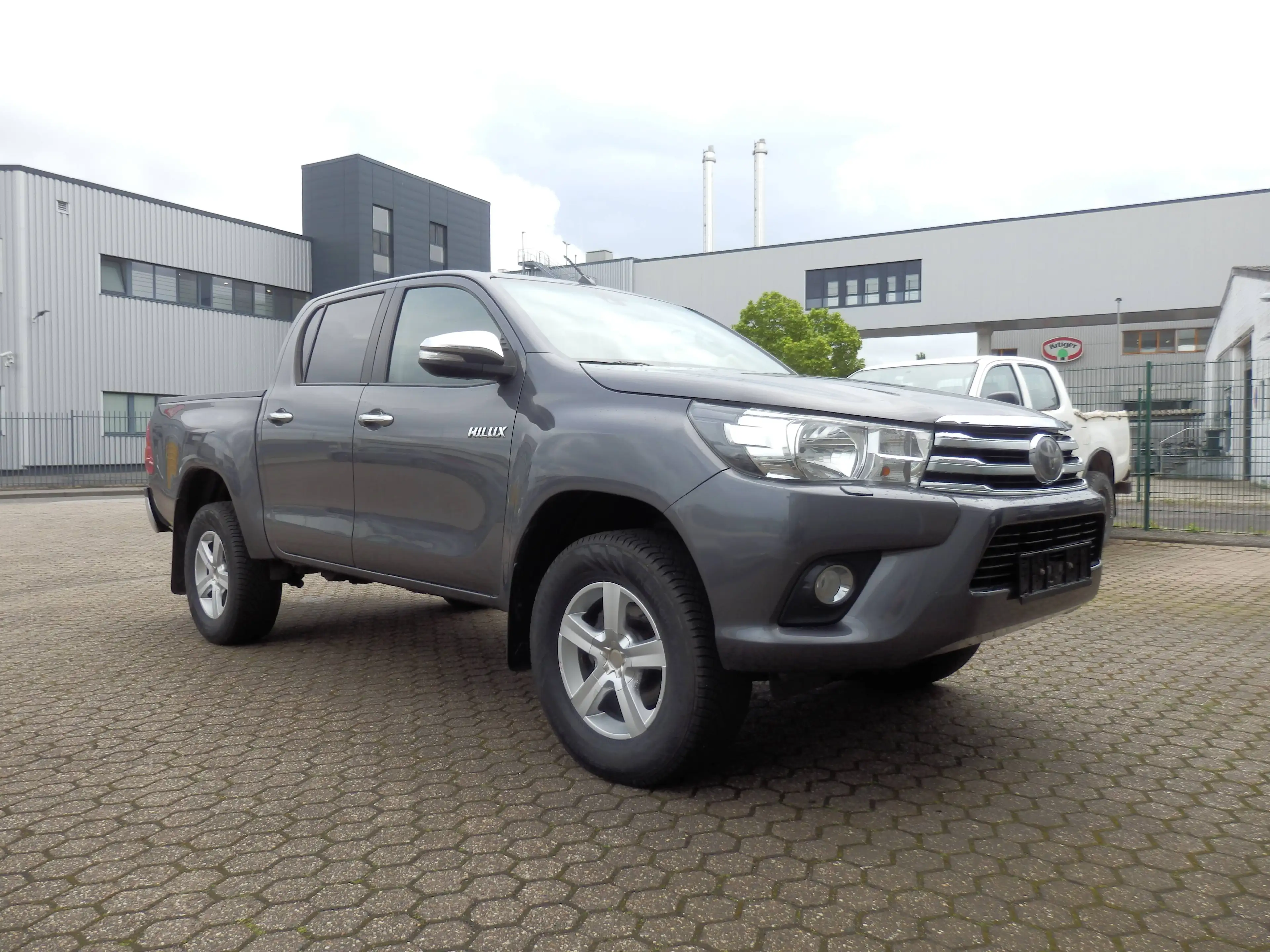 Toyota Hilux Double Cab Duty 4x4, Automatik, Cool Paket, Sitzheizung, Navigation, Klima, AHK, Scheckheft