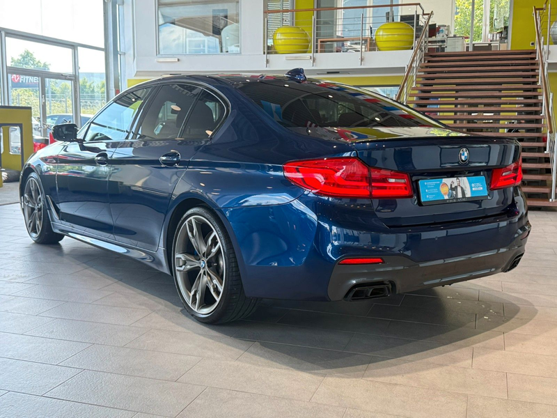 BMW 550 i Limousine xDrive*Sitzbel.*360°*Soft-Close* — photo 4