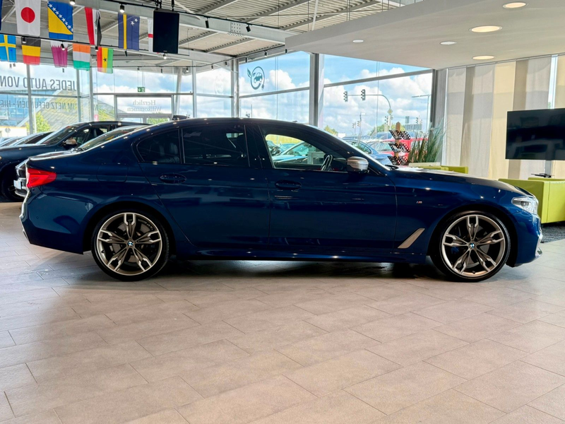 BMW 550 i Limousine xDrive*Sitzbel.*360°*Soft-Close* — photo 8
