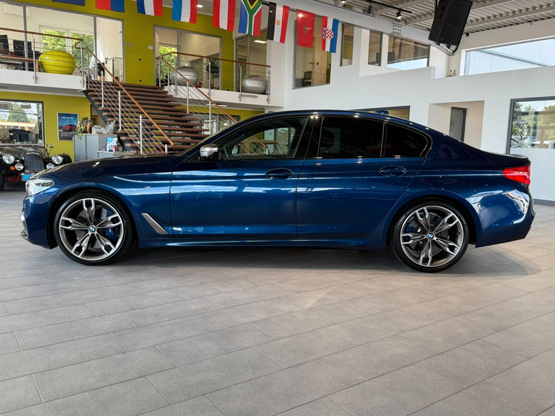 BMW 550 i Limousine xDrive*Sitzbel.*360°*Soft-Close* — photo 3