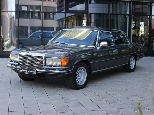 Mercedes-Benz 450 SEL 6,9