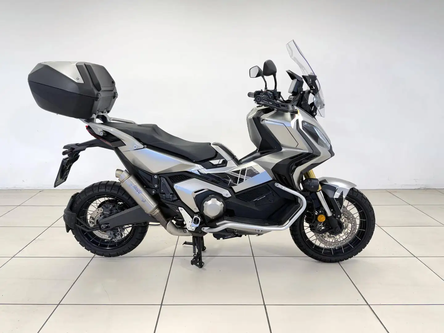 Honda X-ADV DCT Adventure Grigio - 1