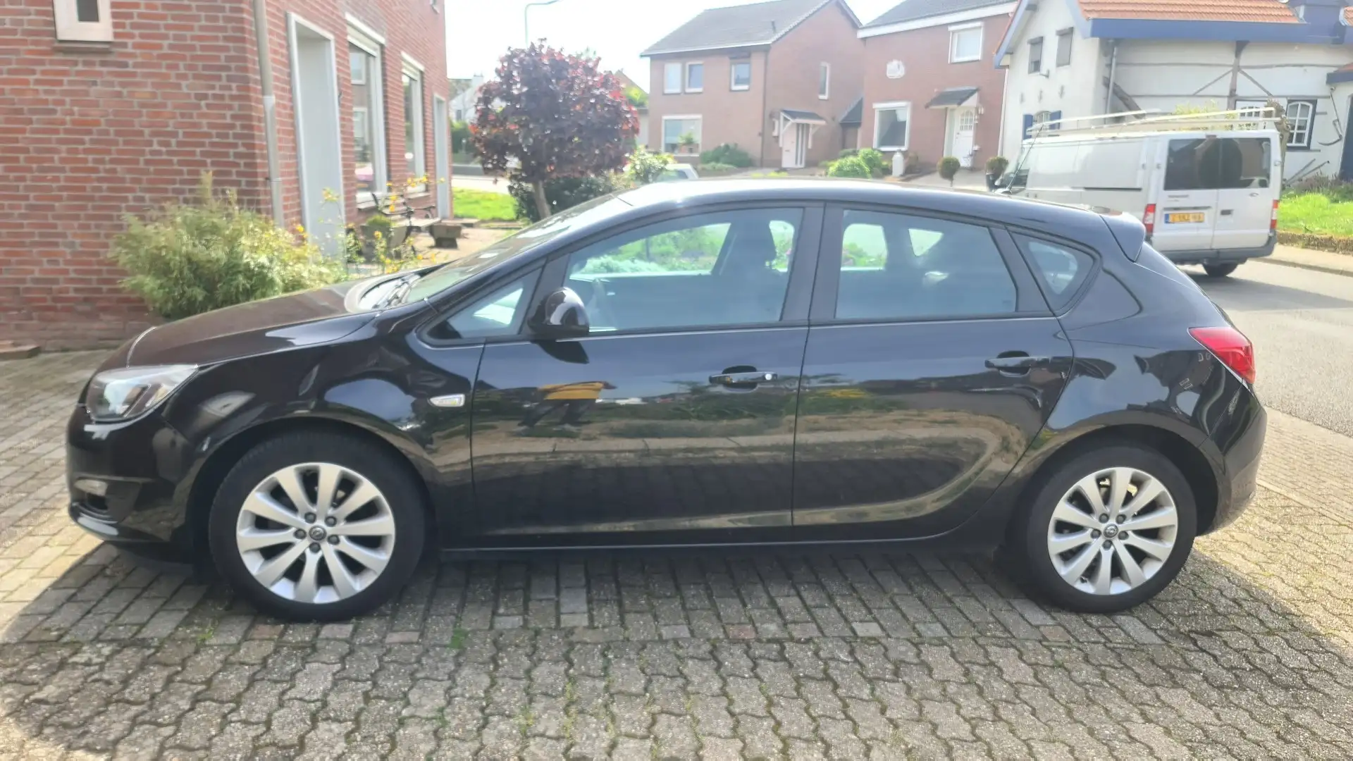 Opel Astra 1.4 Edition Noir - 2