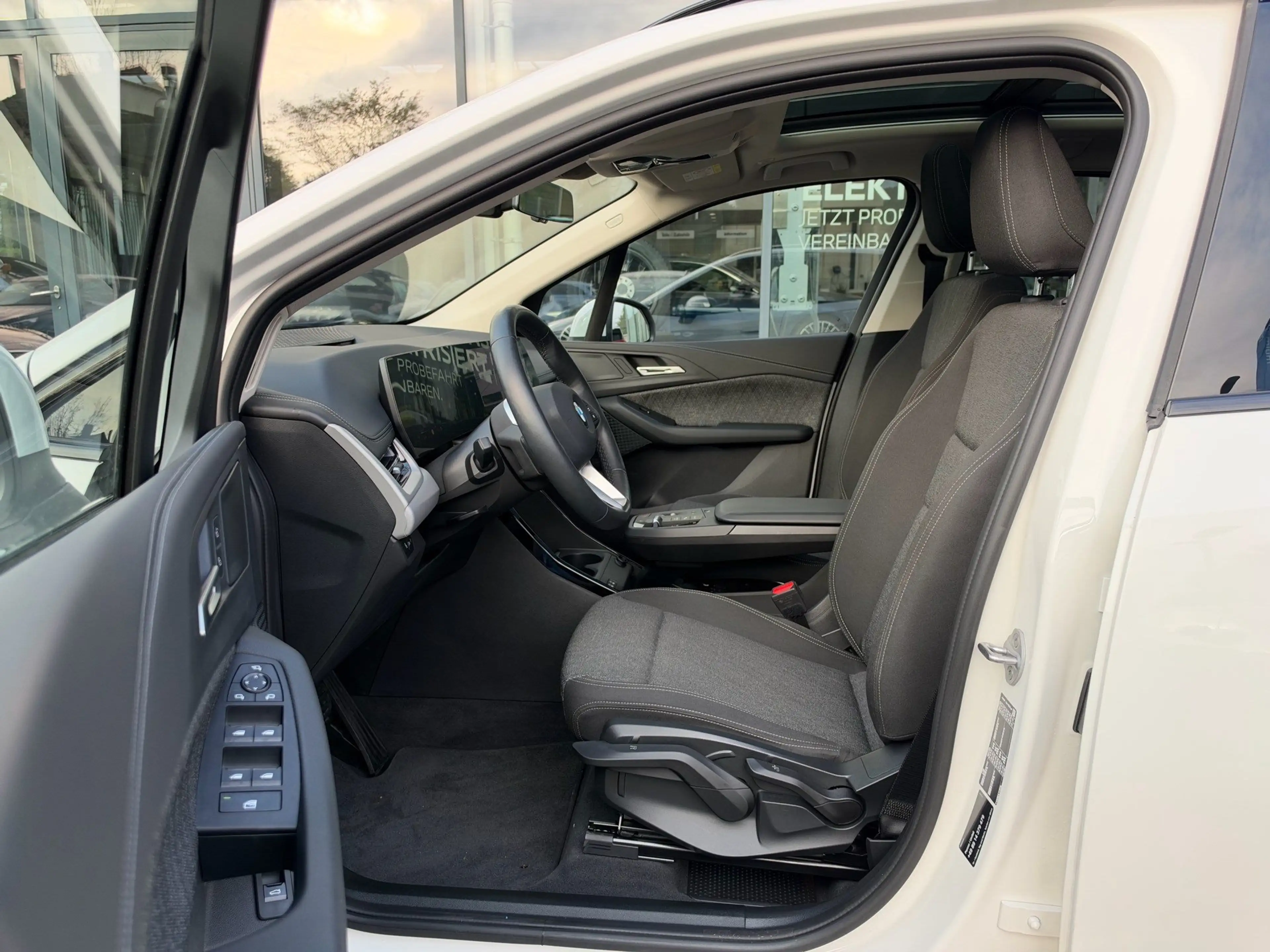 BMW 220 i Active Tourer //Panoramadach AHK — photo 7