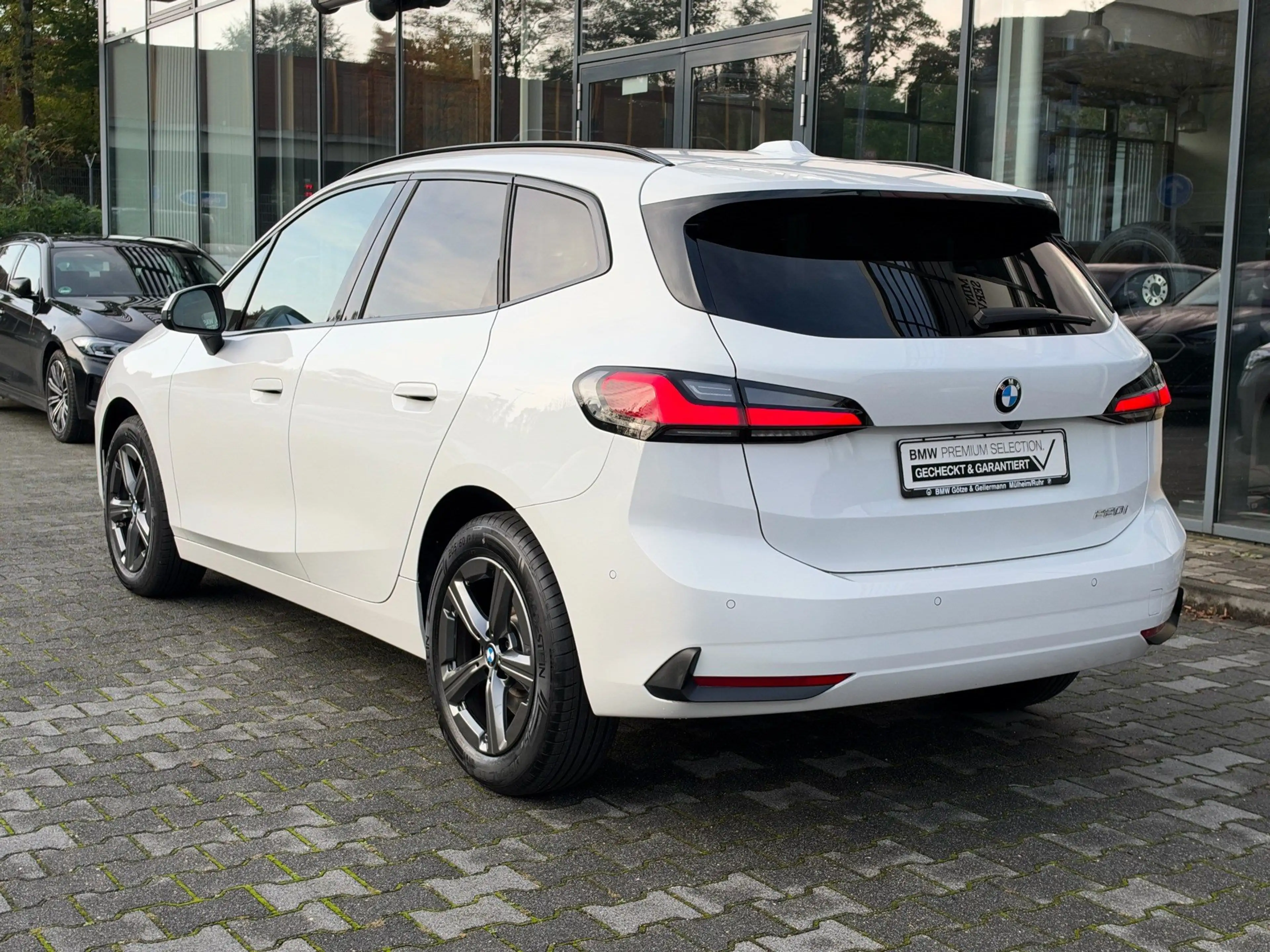 BMW 220 i Active Tourer //Panoramadach AHK — photo 4