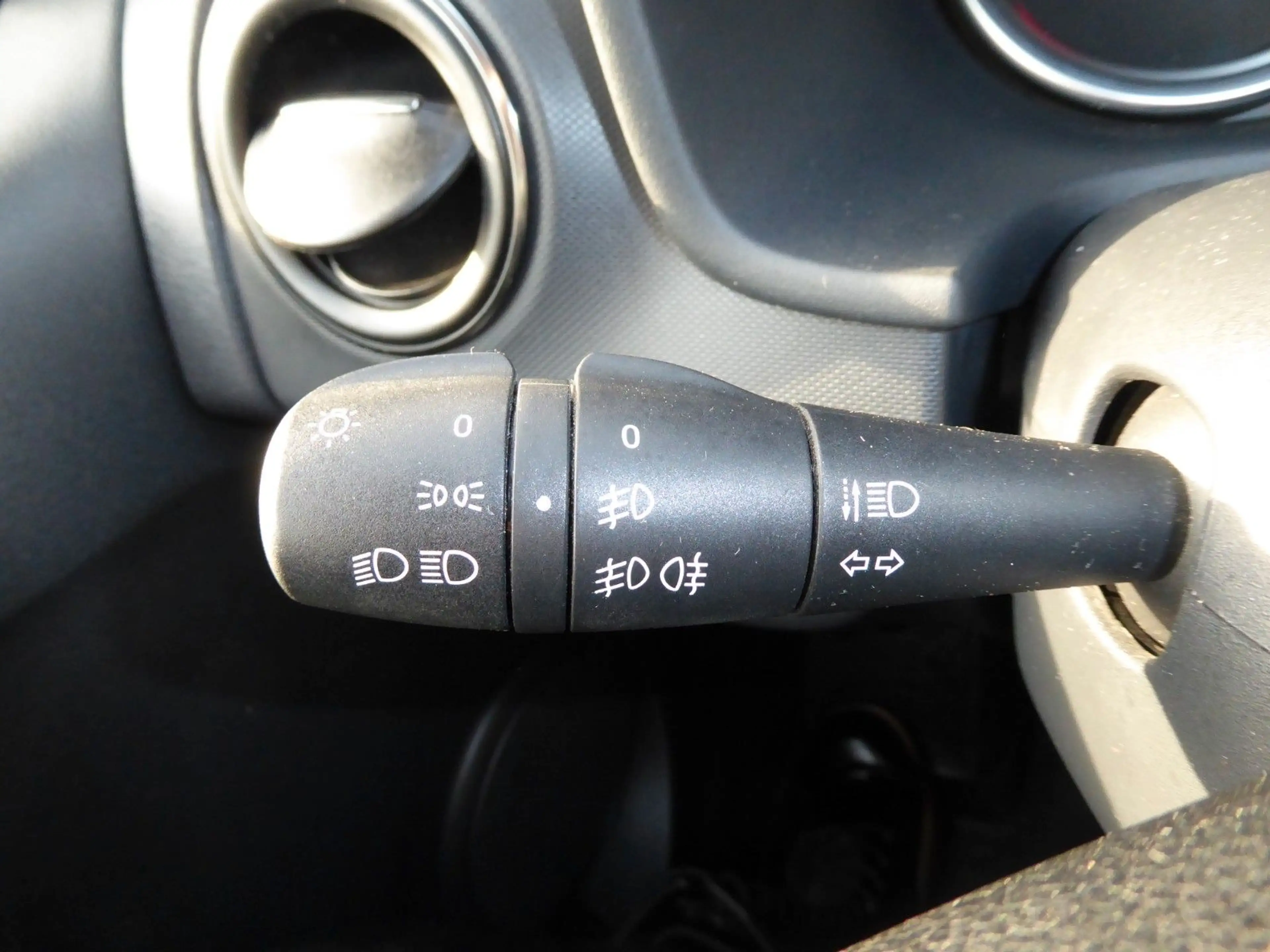 Dacia Sandero II Stepway Essential Winterräder/1Hand — photo 24