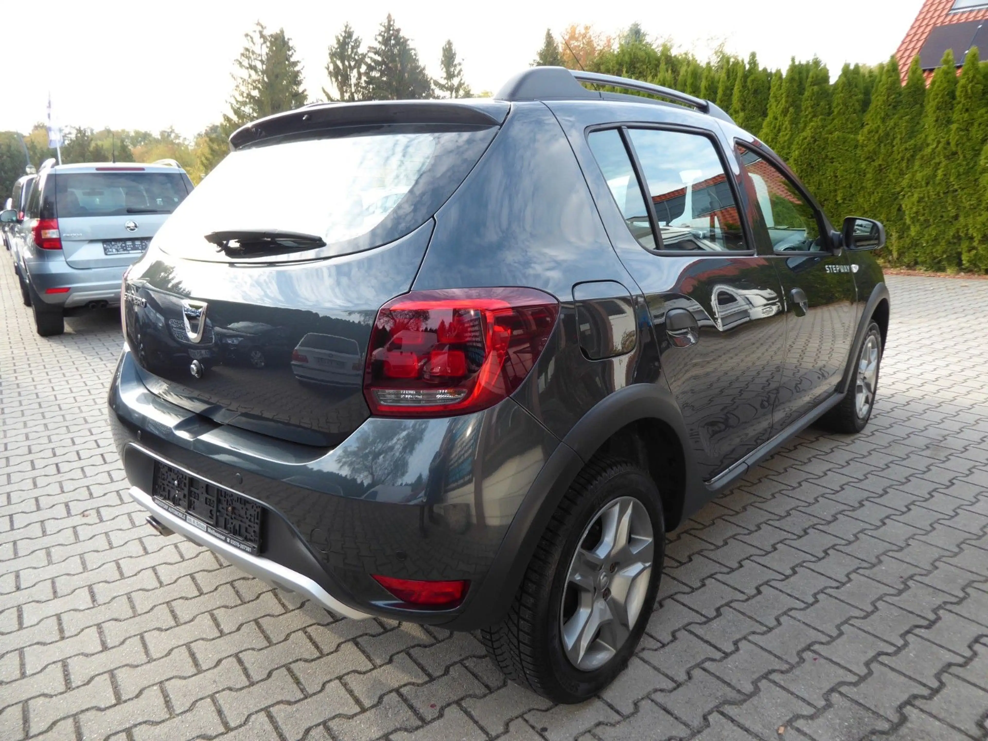 Dacia Sandero II Stepway Essential Winterräder/1Hand — photo 8