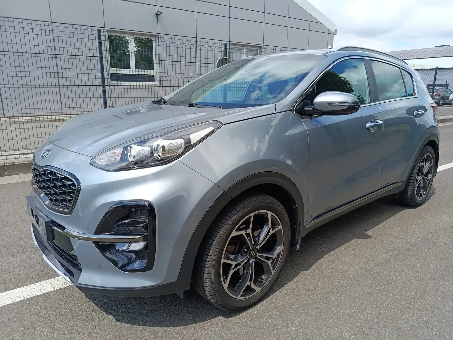 Kia Sportage Sportage 1.6 CRDi GT Line Grijs - 1