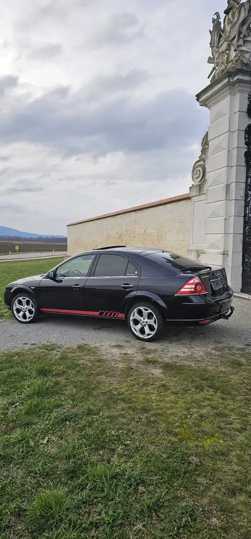 Ford Mondeo Ghia Ford Mondeo 2.0 tdci 131 PS  bj 2006 - 2