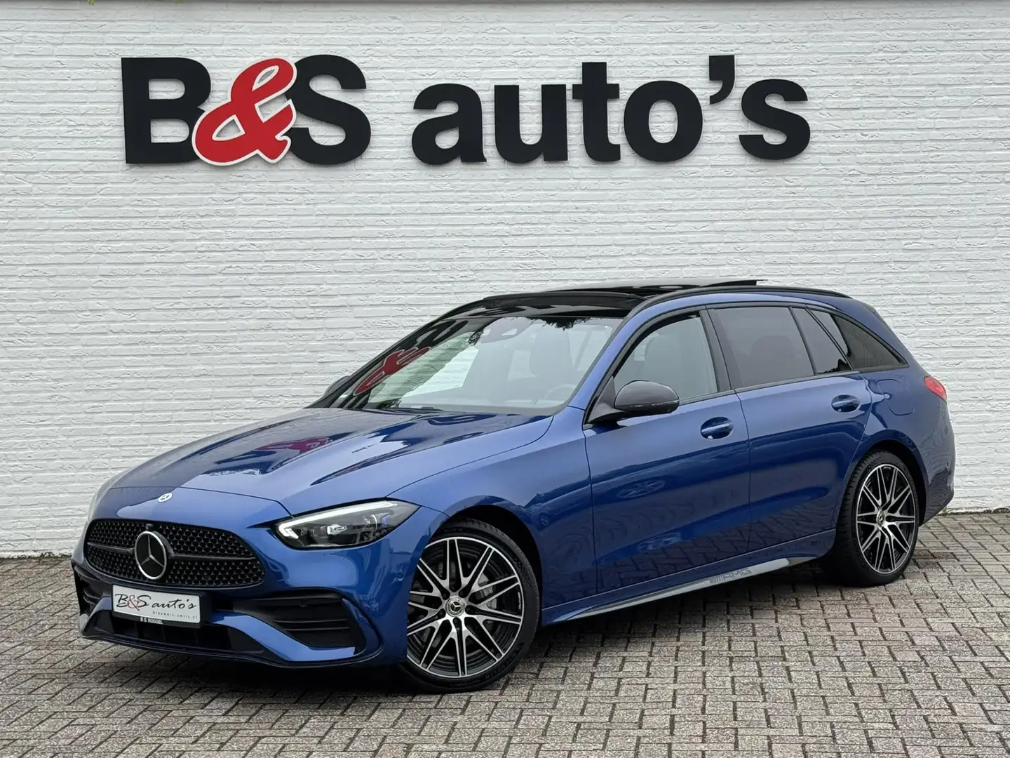 Mercedes-Benz C 300 e AMG Line Adaptive cruise control Climate control Blauw - 1