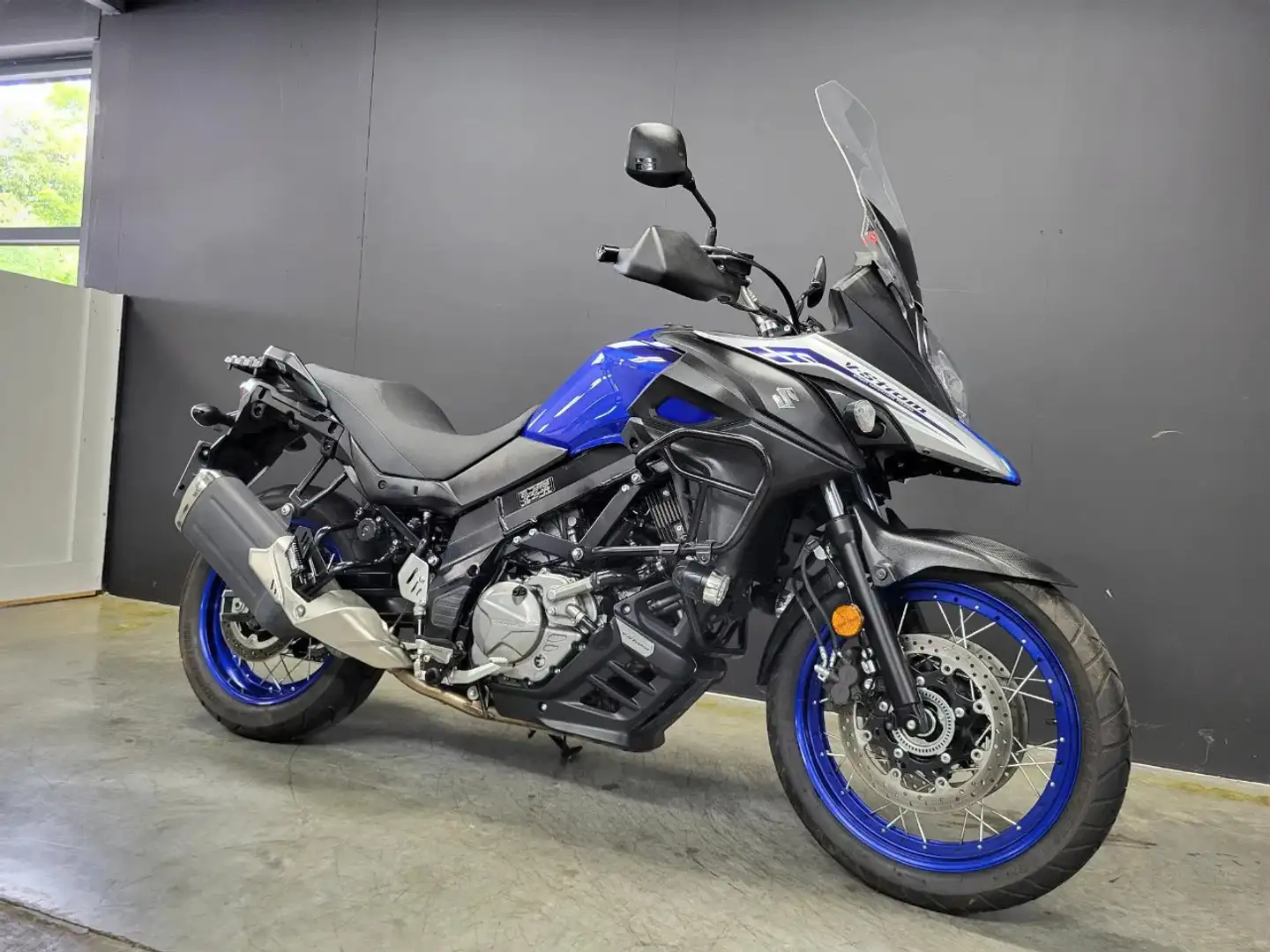 Suzuki V-Strom 650 XT DL - 1