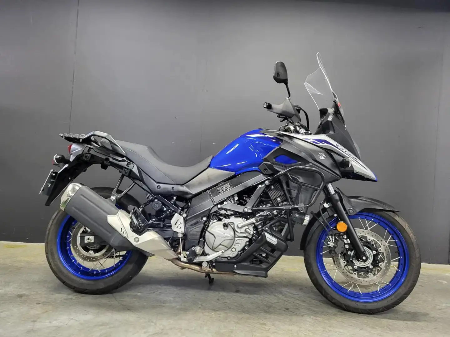 Suzuki V-Strom 650 XT DL - 2