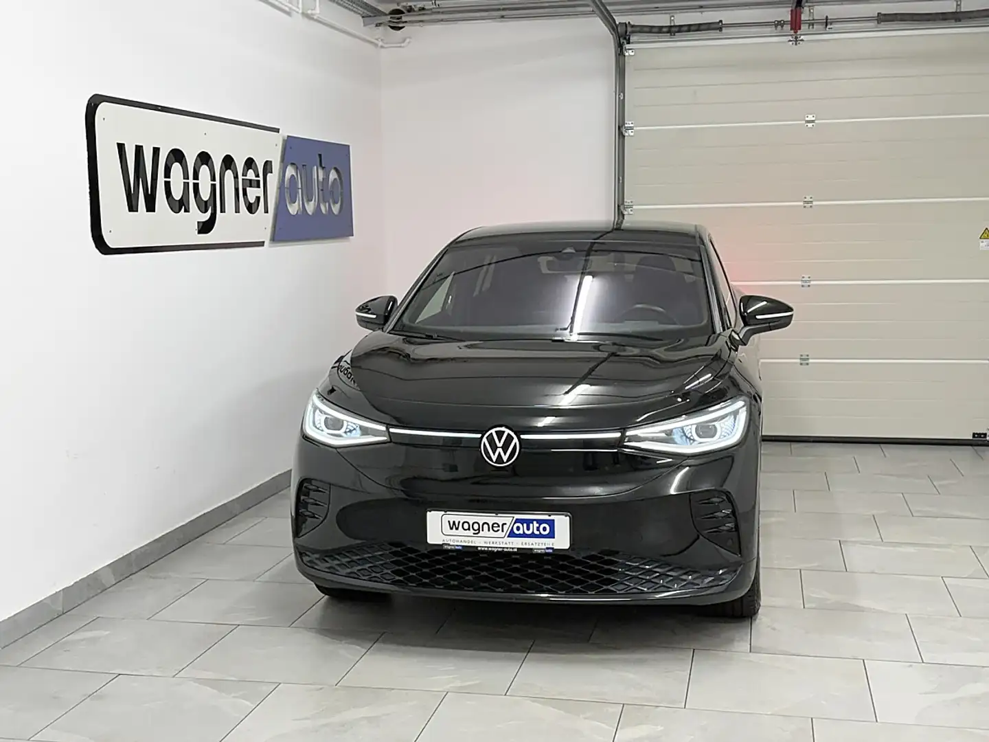 Volkswagen ID.5 GTX 220 kW / 77kWh Matrix LED/ACC/Glasdach/Head... Schwarz - 1