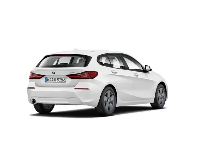 BMW 1 Series view 3