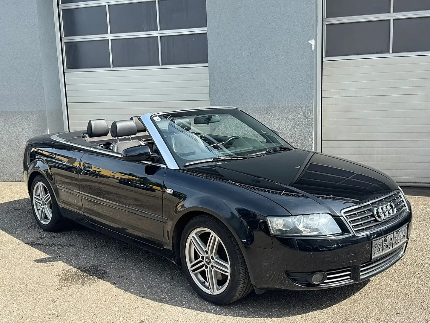 Audi A4 Cabriolet 2,5 TDI Multitronic *87.500KM* Zwart - 2