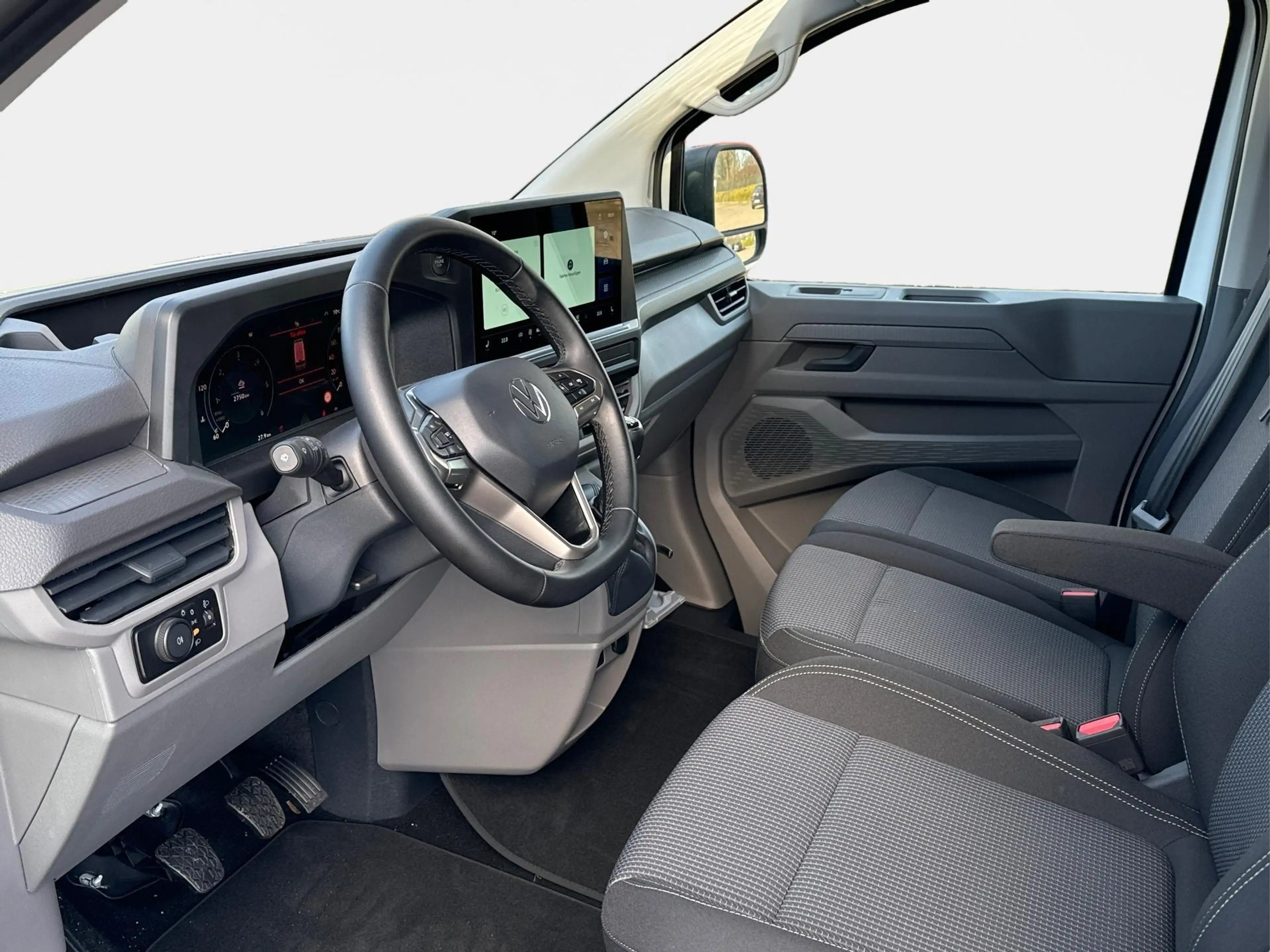 Volkswagen T7 Caravelle Basis LR+AHK+9 Sitze+KAMERA+PDC+LED 2.0 TDI 110... — photo 9