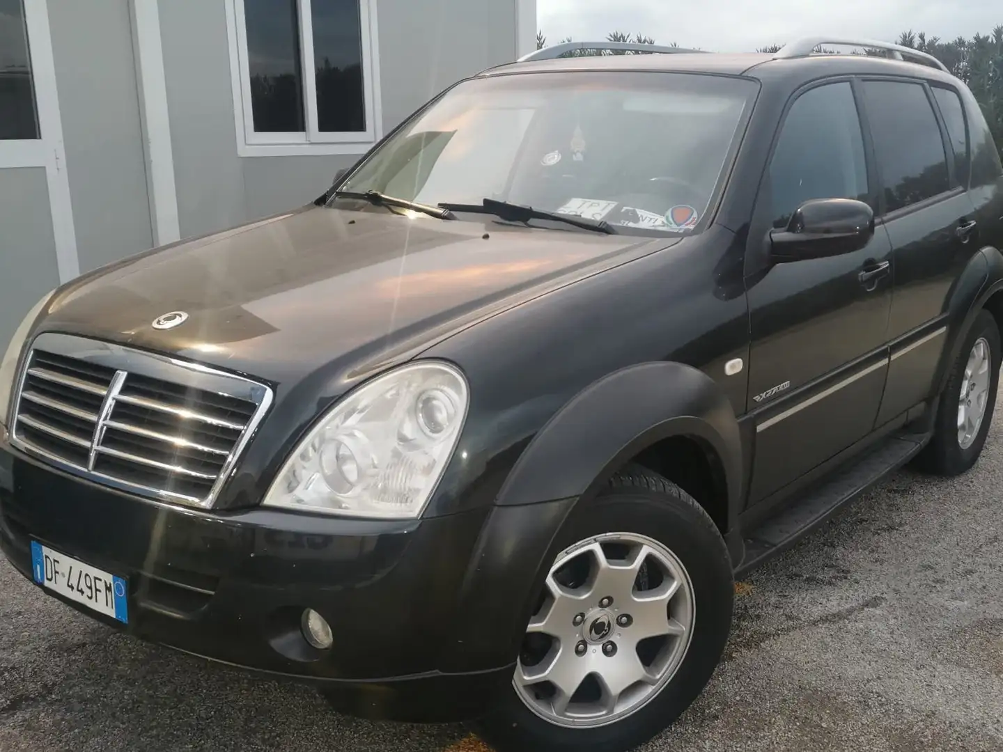 SsangYong Rexton Rexton 2.7 xdi Premium3 Tod auto Noir - 2