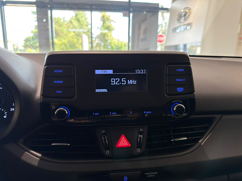 Hyundai i30 1.4 Click (EURO 6d-TEMP) — photo 14