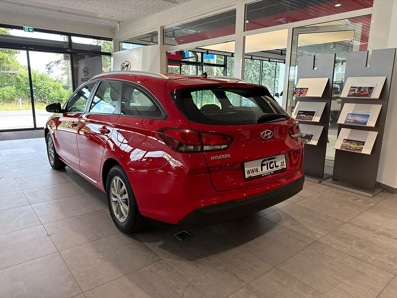 Hyundai i30 1.4 Click (EURO 6d-TEMP) — photo 4