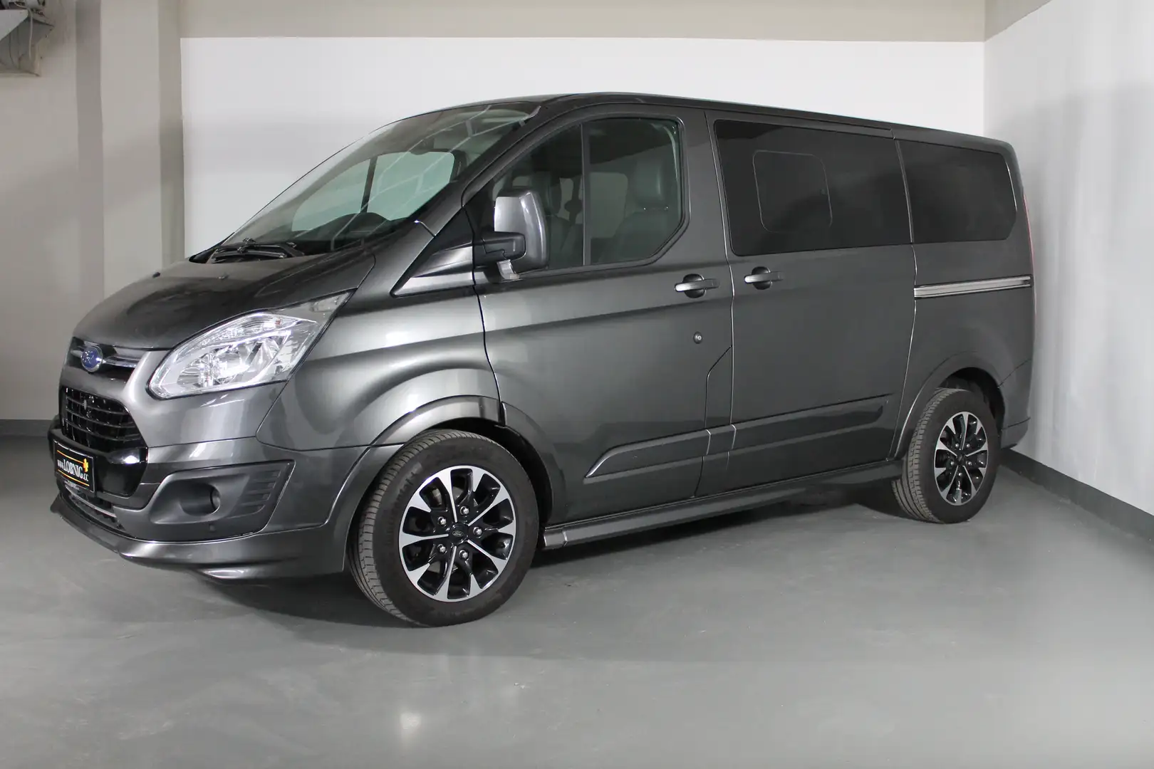 Ford Transit Custom 290 L1 Tourneo Sport Aut. Grau - 1